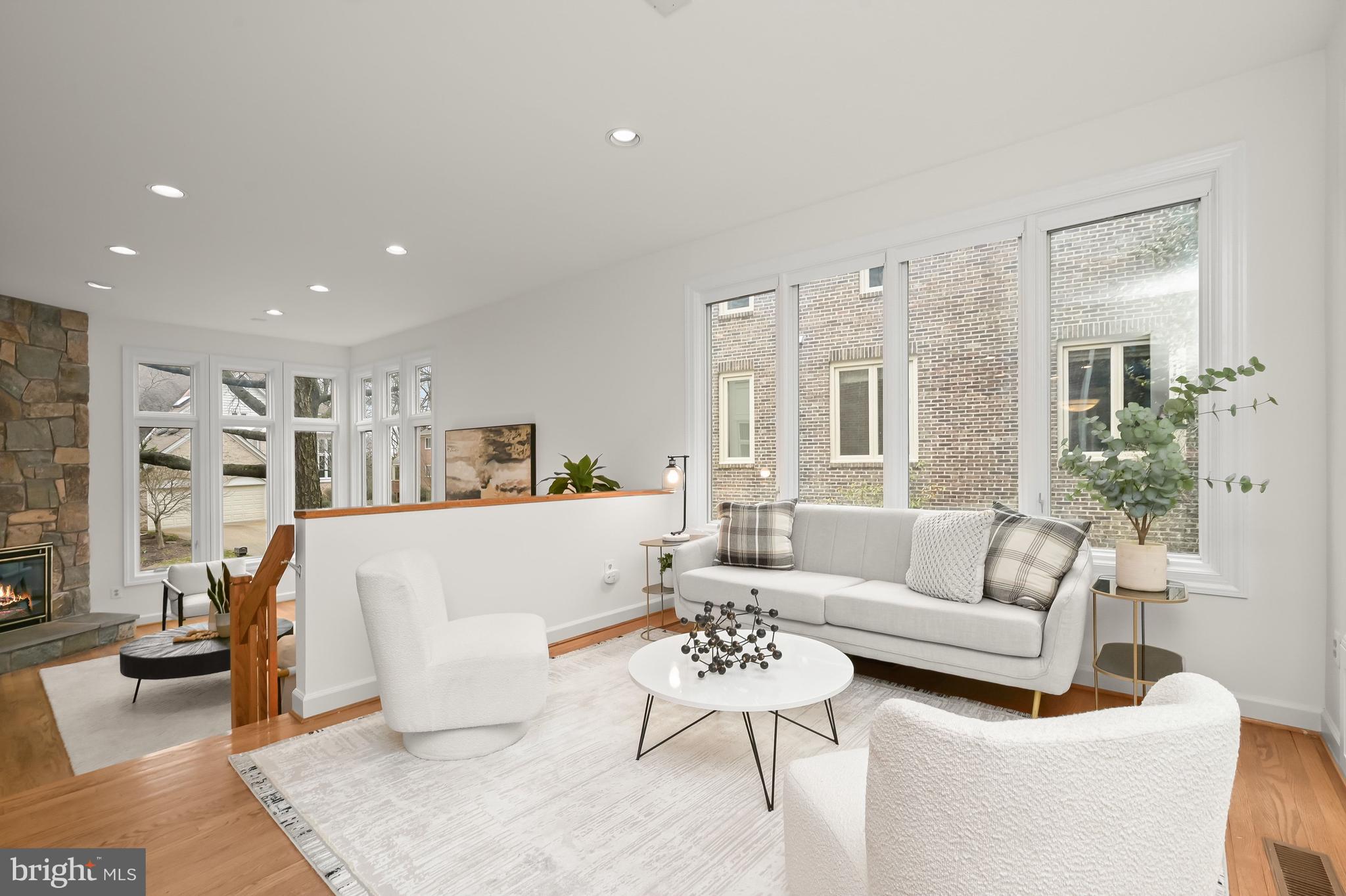 LOCUST RIDGE - Residential