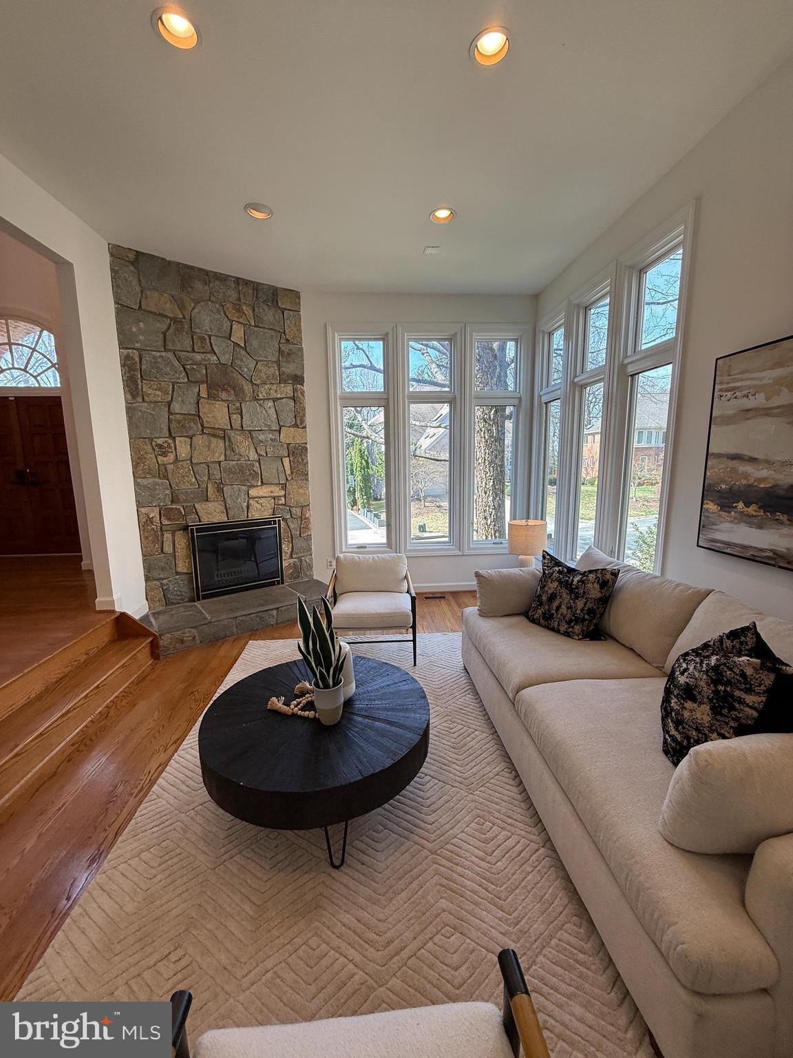 LOCUST RIDGE - Residential