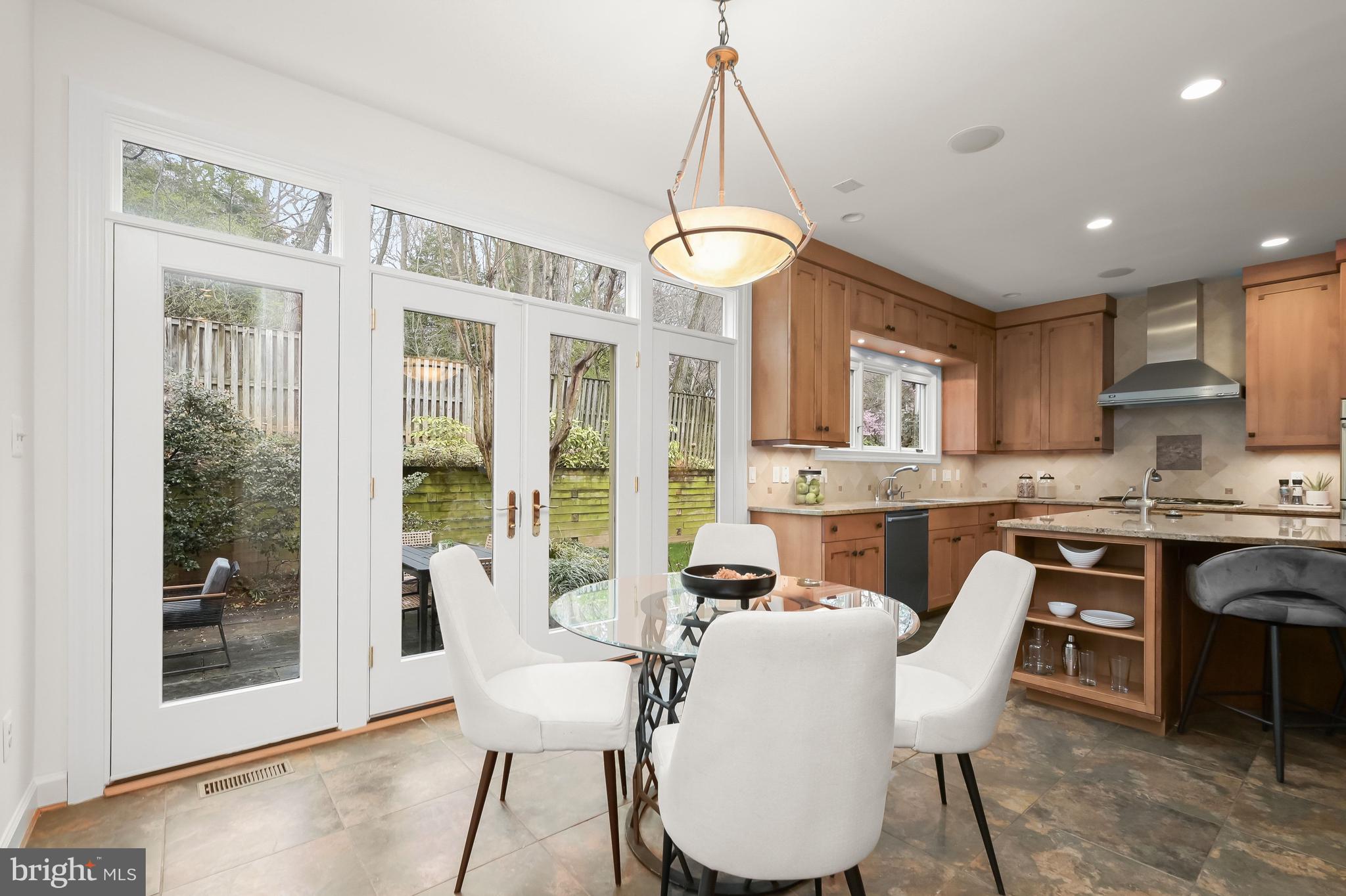 LOCUST RIDGE - Residential