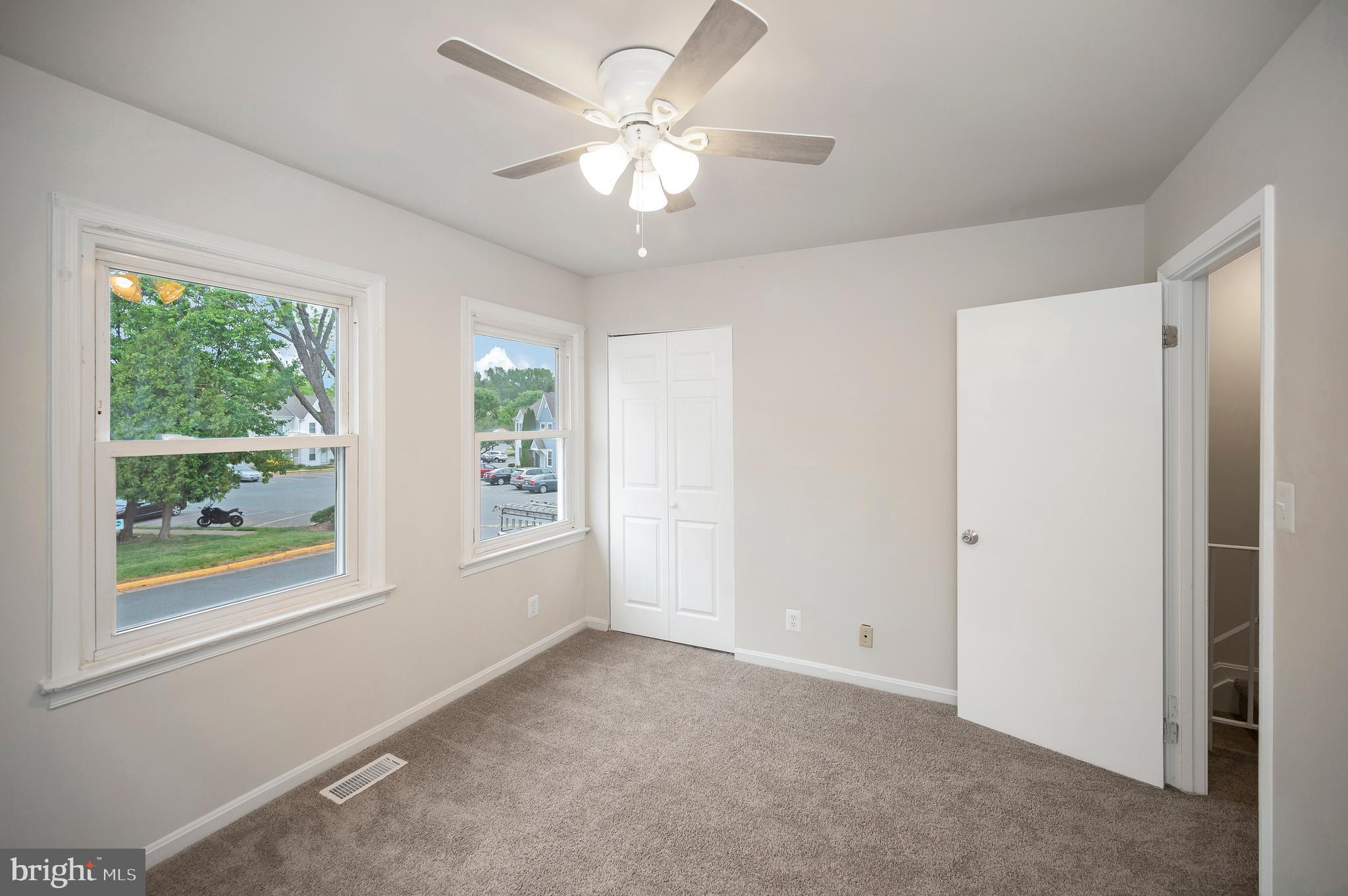 STAFFORD MEADOWS - Residential