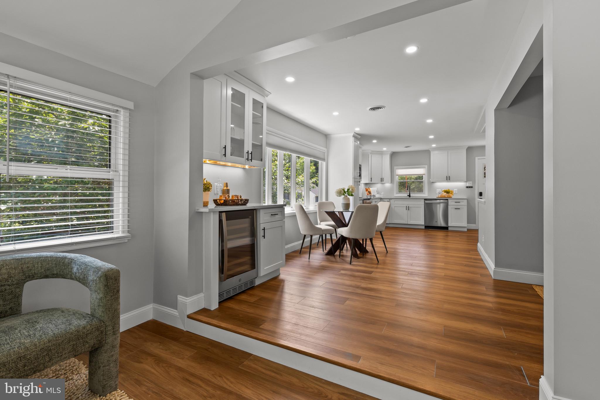 356 HICKORY TRAIL