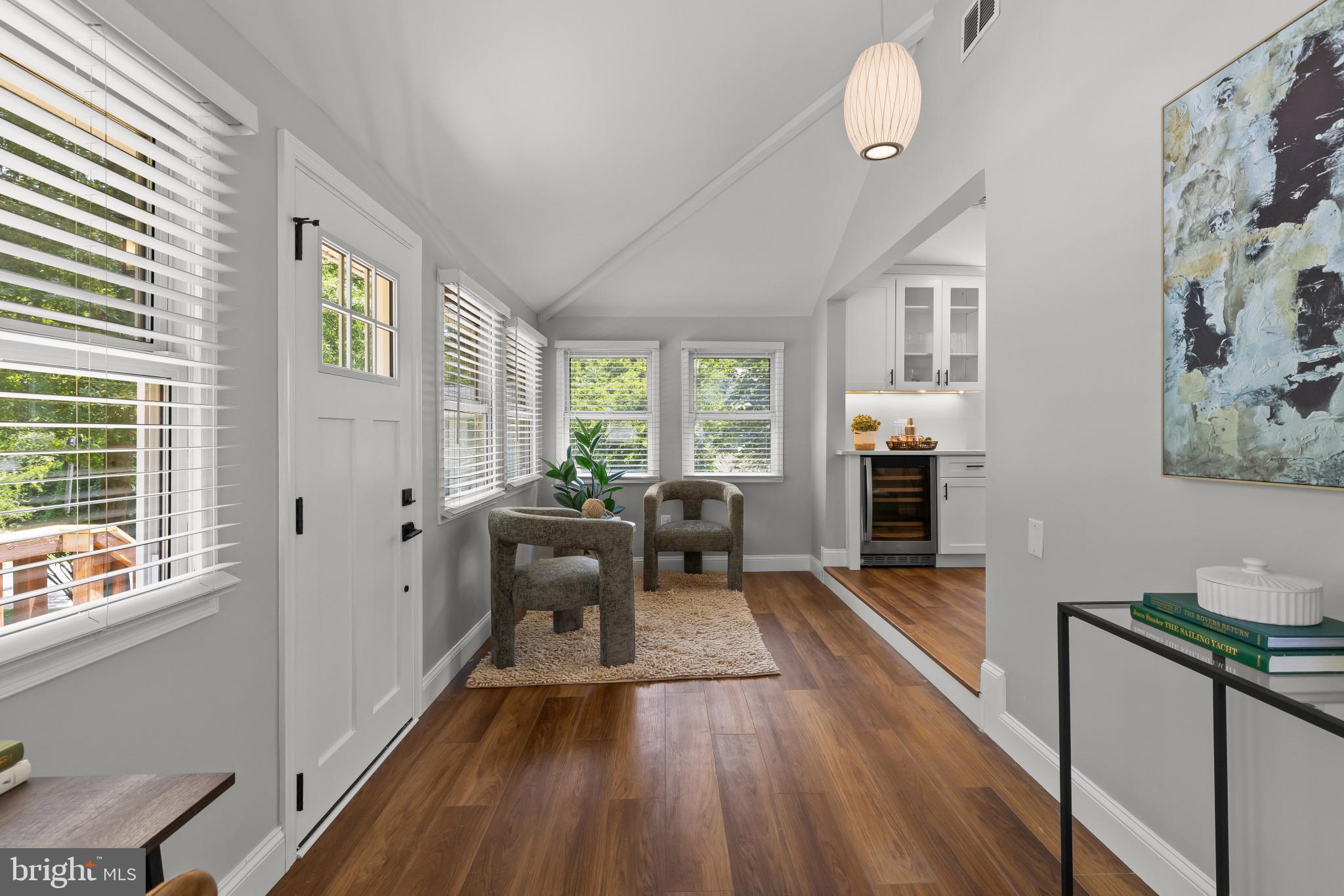 356 HICKORY TRAIL