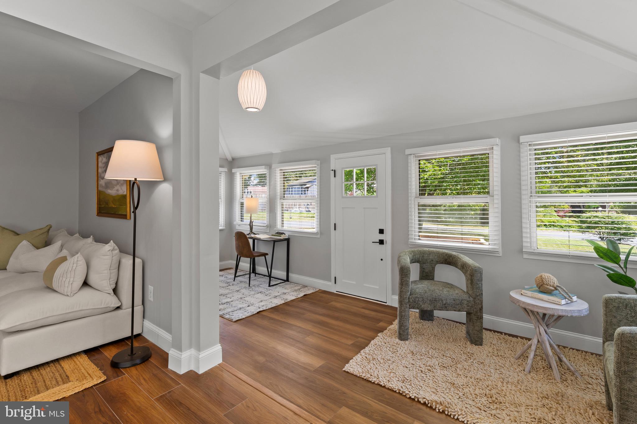356 HICKORY TRAIL