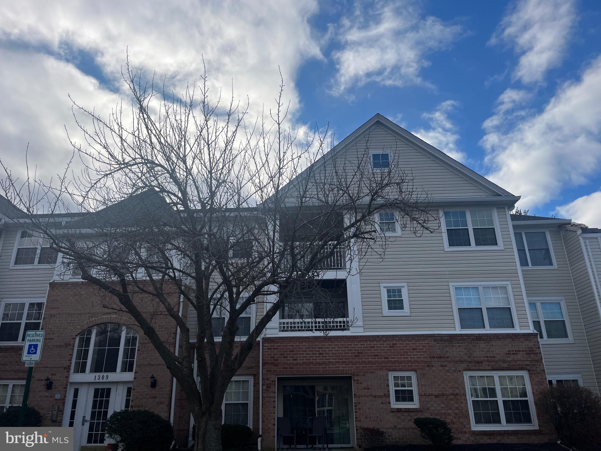 TAYLOR RIDGE - Residential Lease