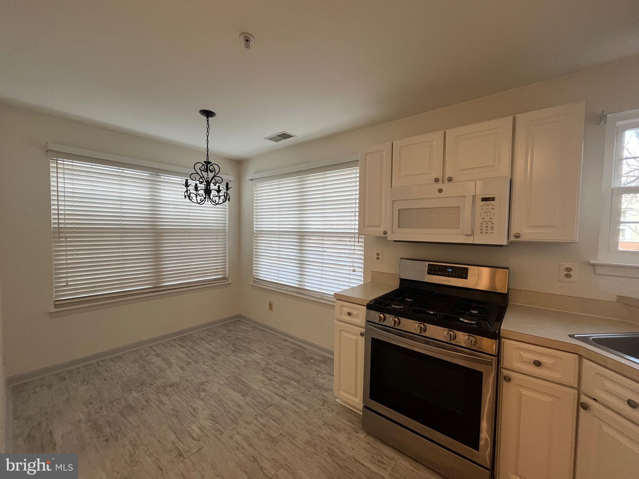 TAYLOR RIDGE - Residential Lease