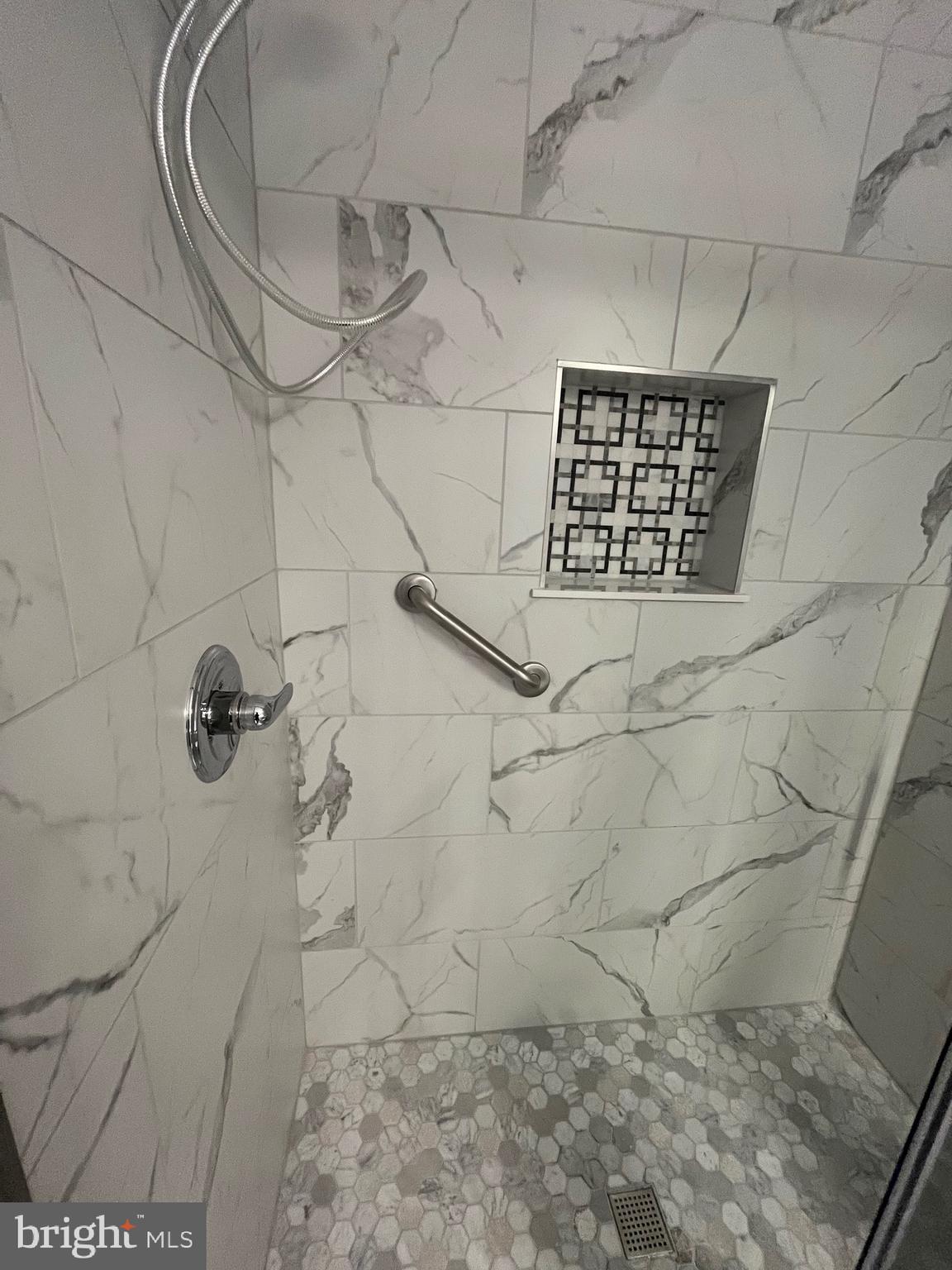 TAYLOR RIDGE - Residential Lease