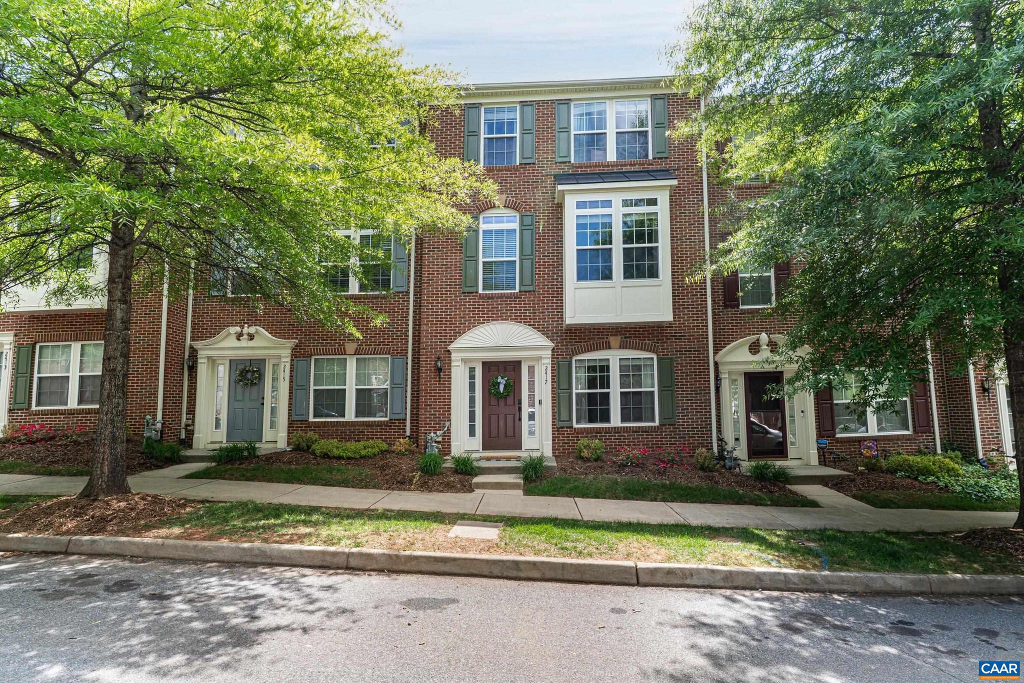 2417 ABINGTON DR