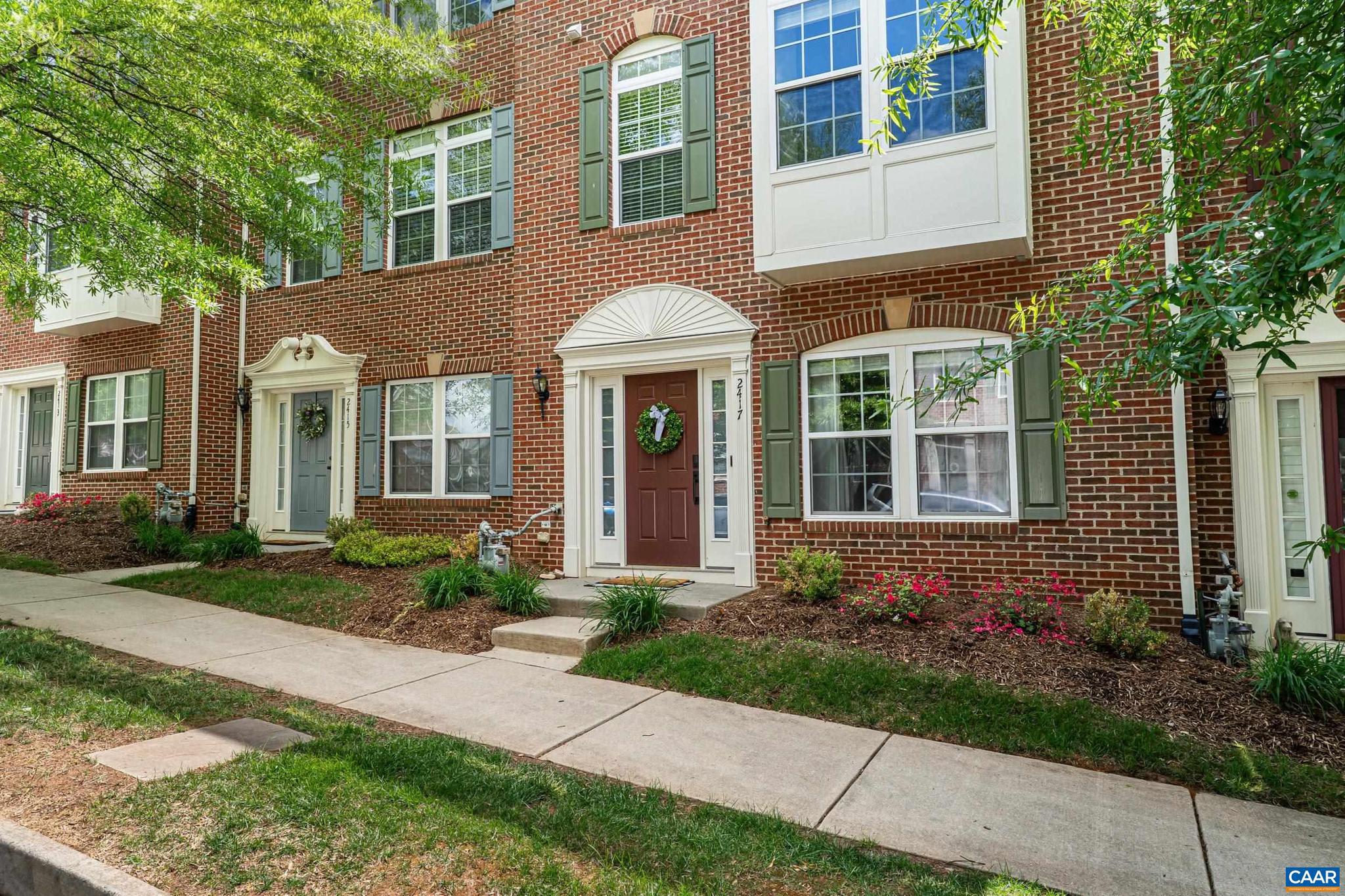 2417 ABINGTON DR