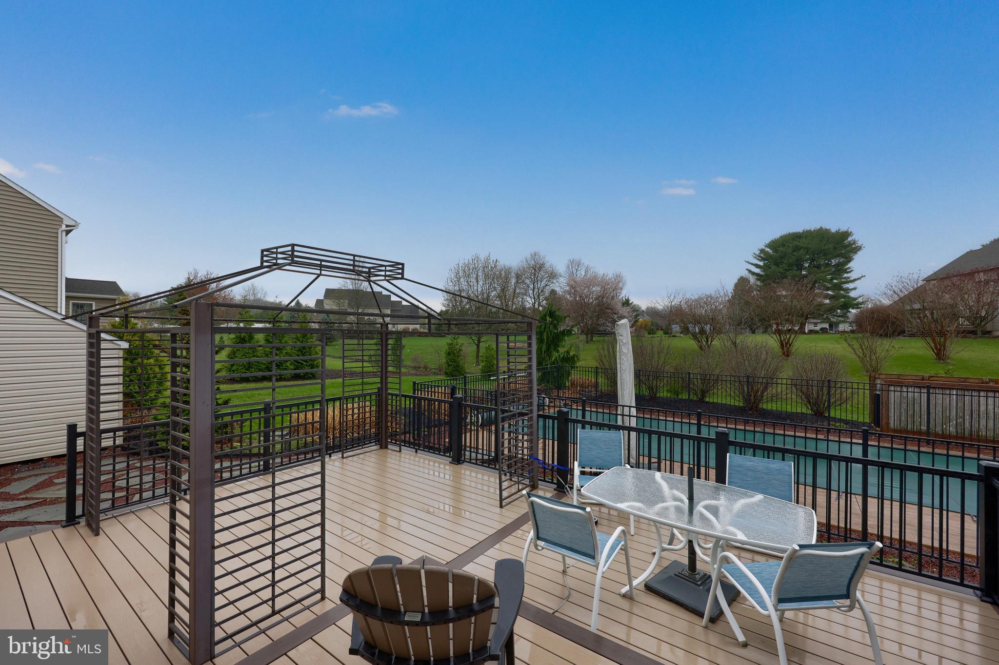 HILLS OF WATERFORD - Residential