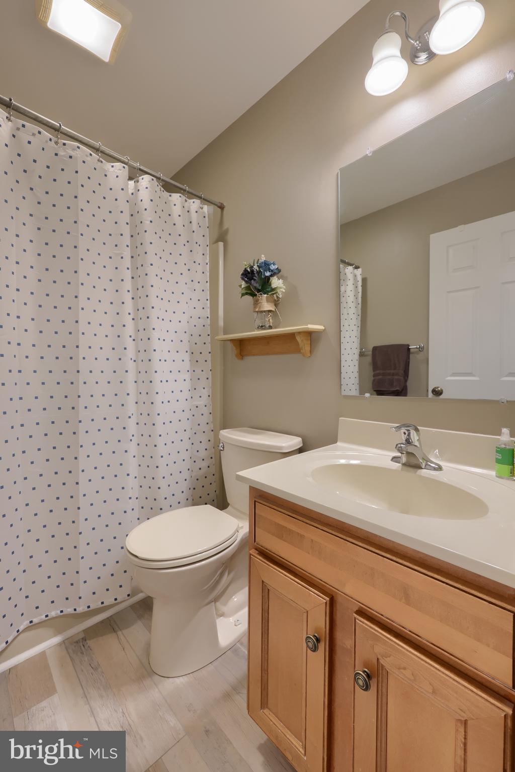 HILLS OF WATERFORD - Residential