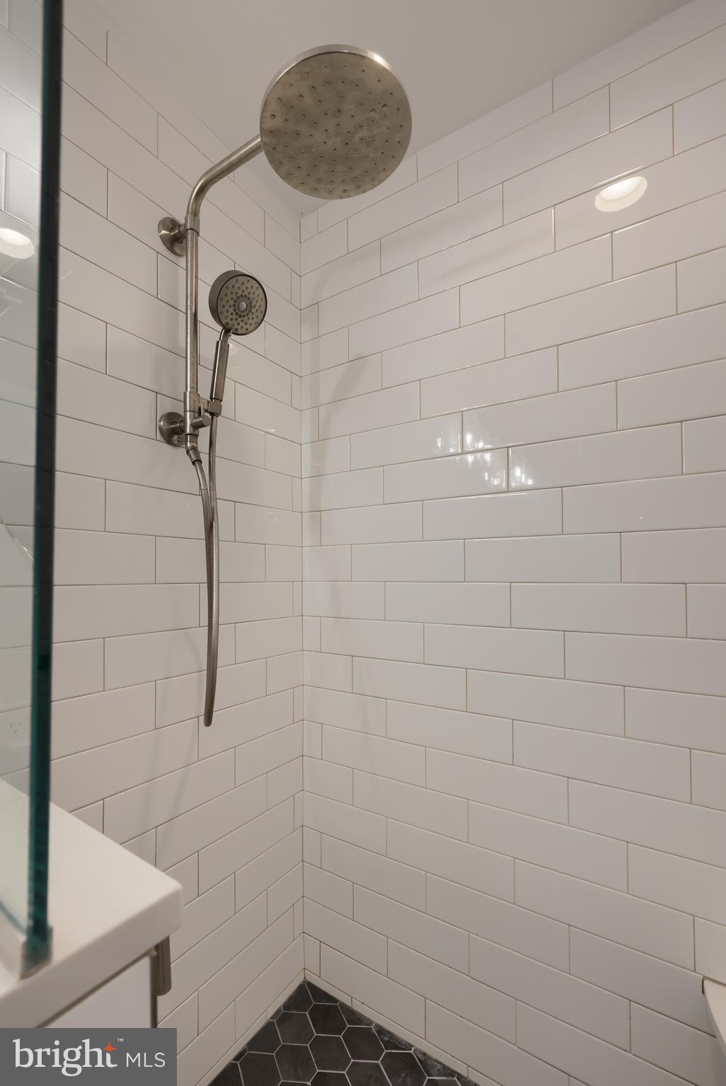 HILLS OF WATERFORD - Residential