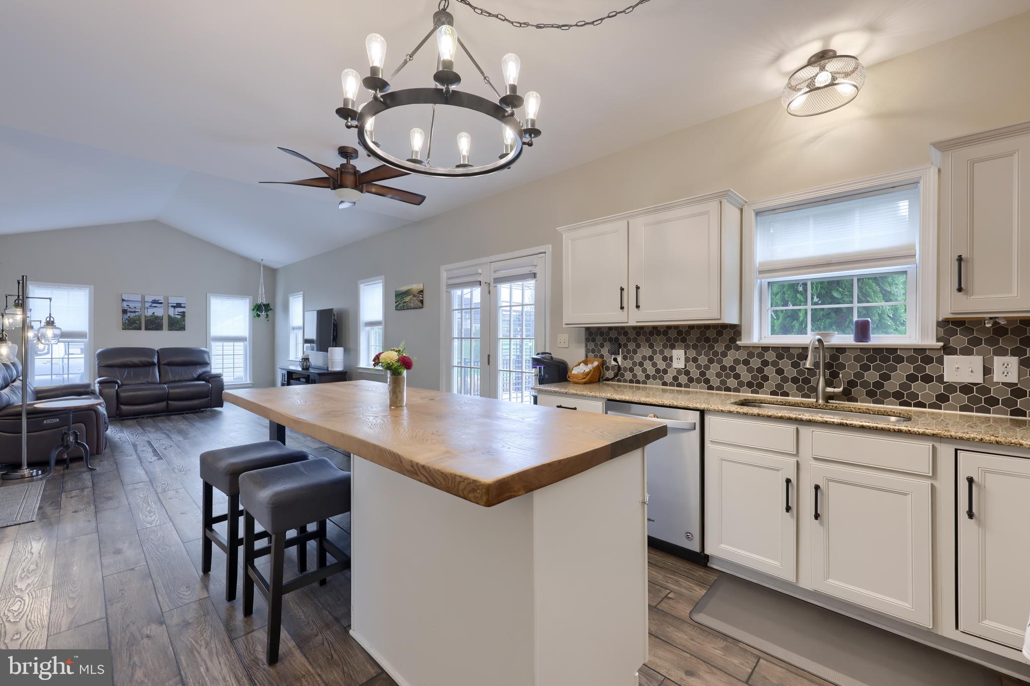 HILLS OF WATERFORD - Residential