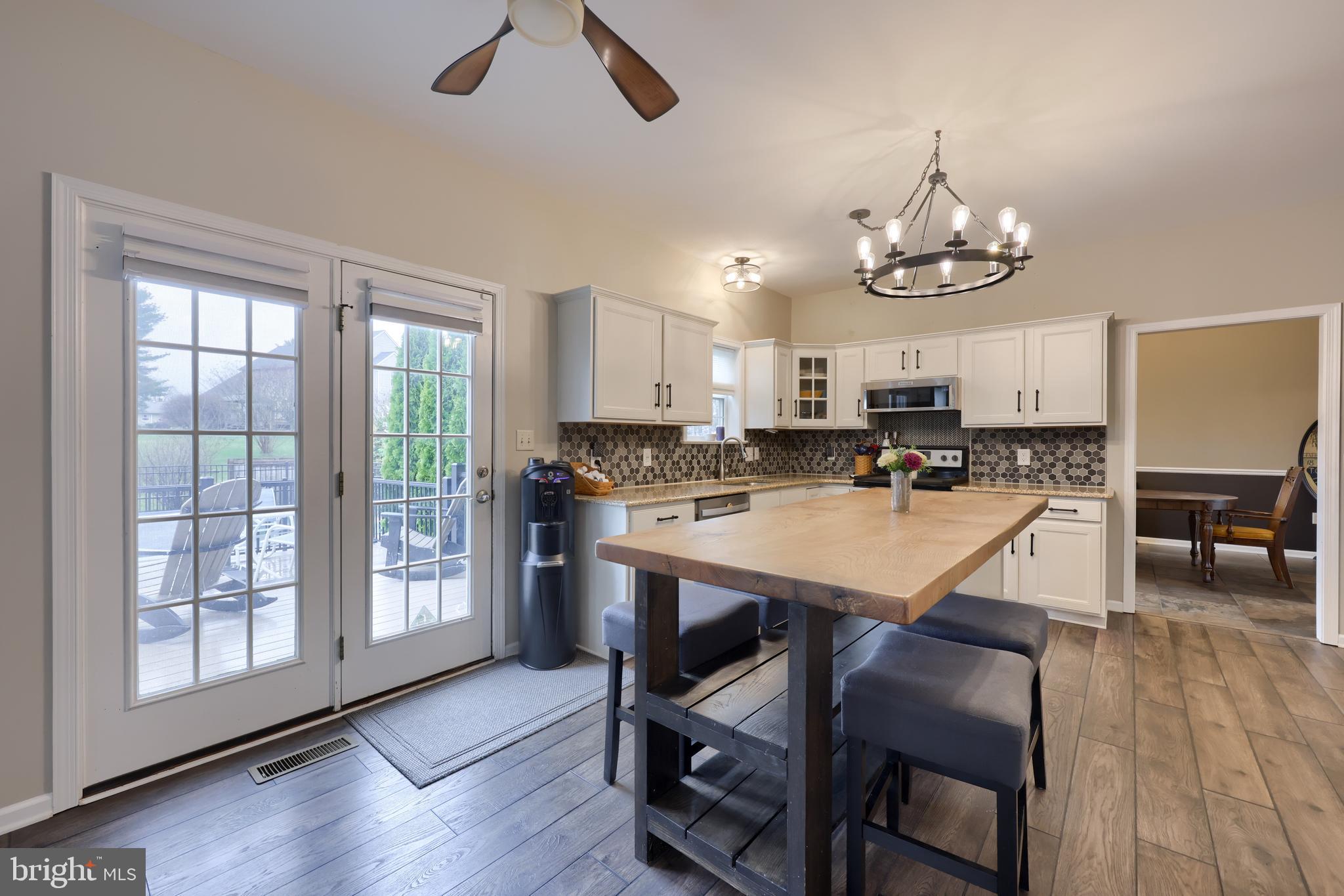 HILLS OF WATERFORD - Residential