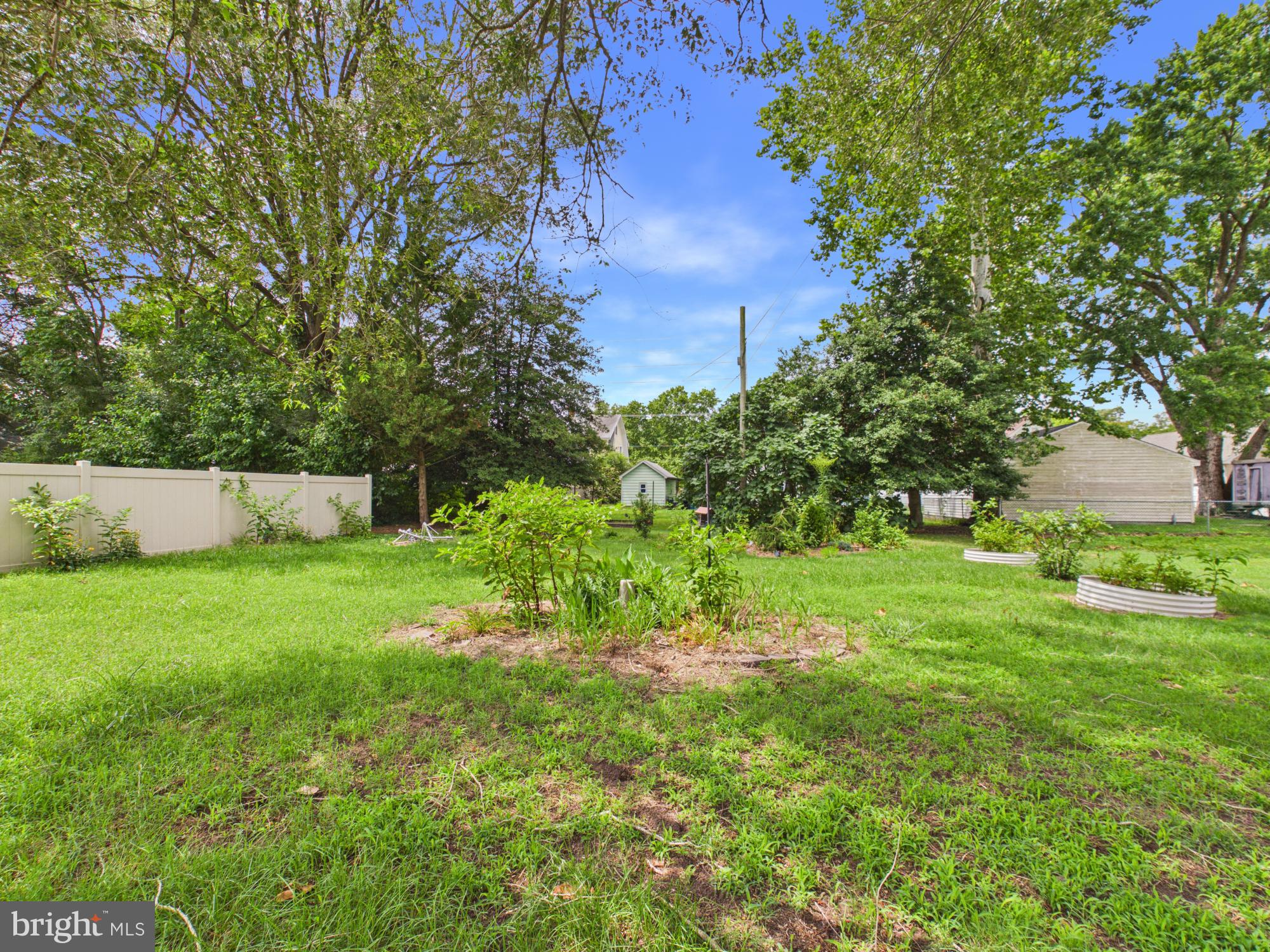 310 LILLIAN STREET