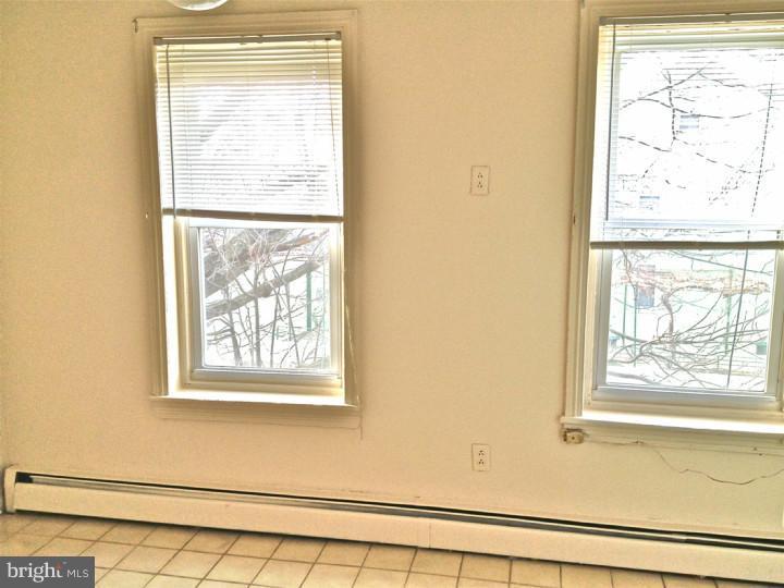 BRIDESBURG - Residential Income