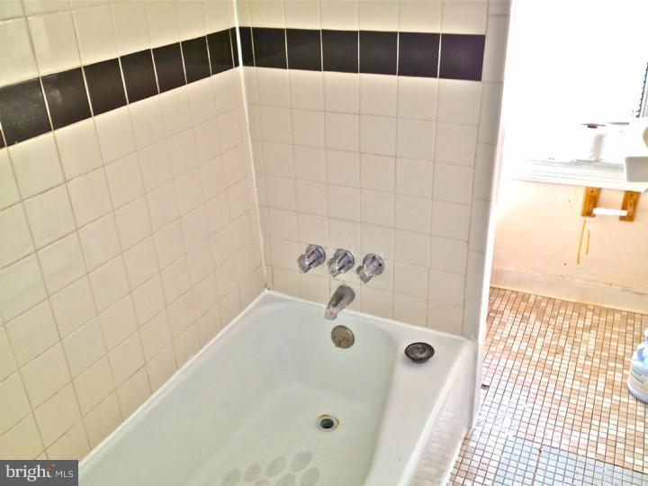 BRIDESBURG - Residential Income