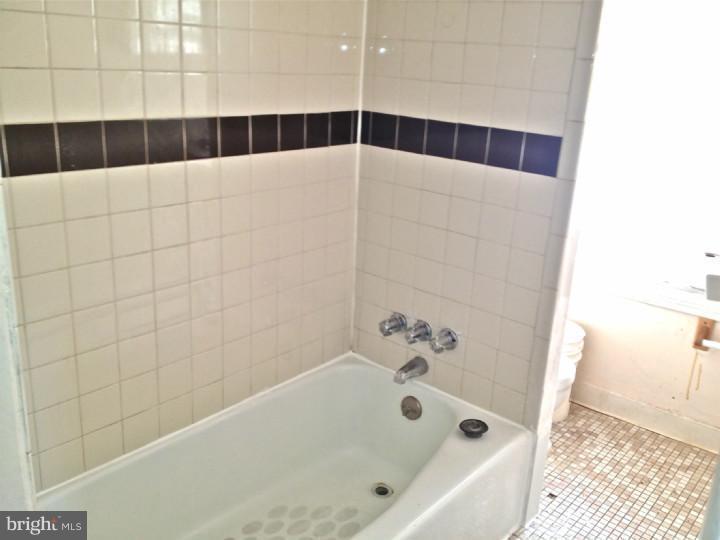 BRIDESBURG - Residential Income