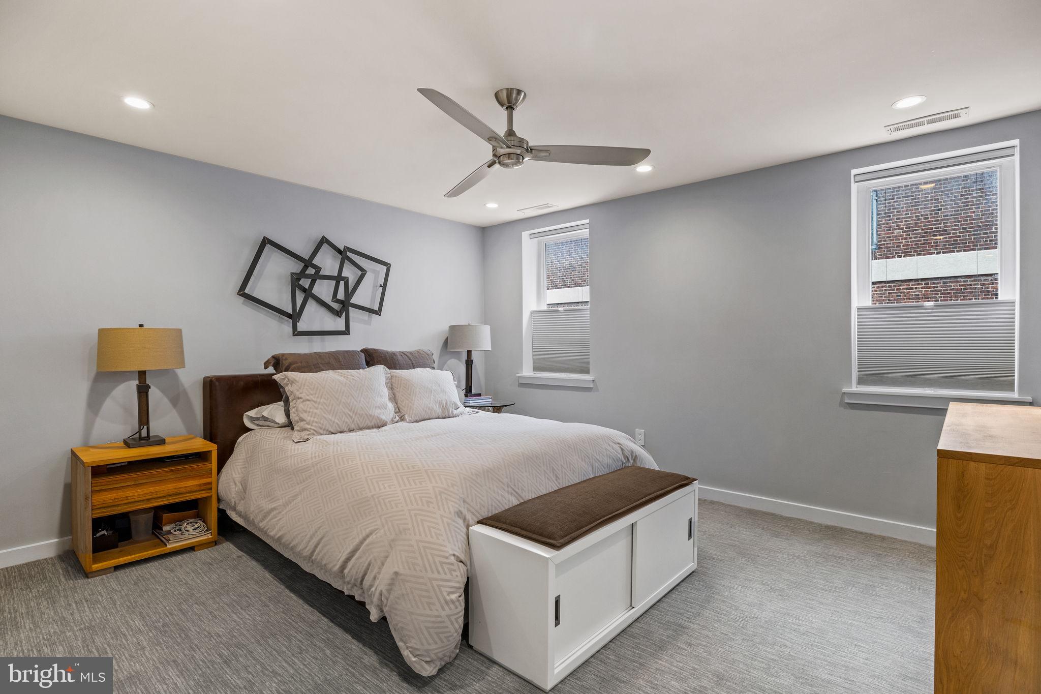 CENTER CITY - Residential