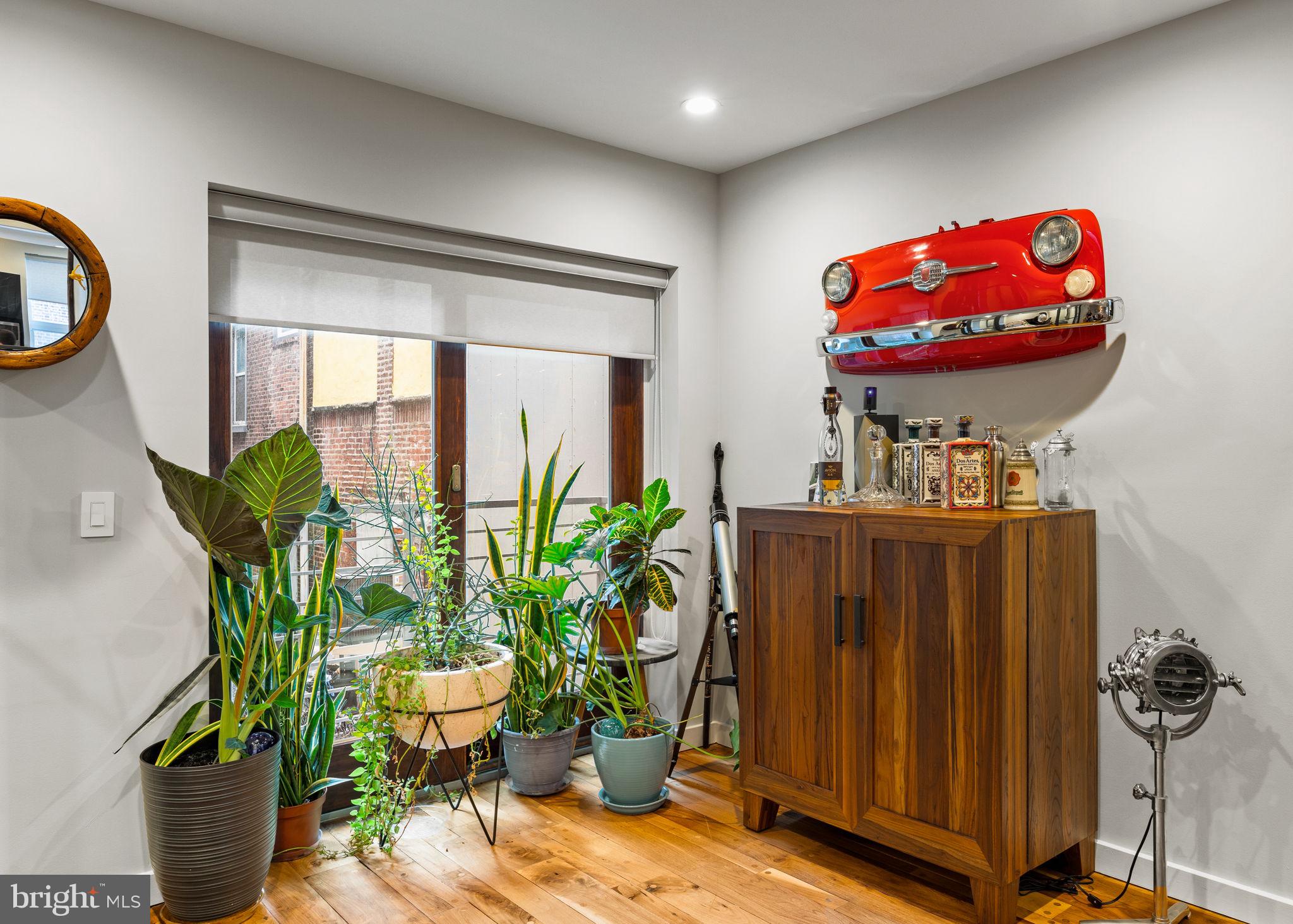 CENTER CITY - Residential