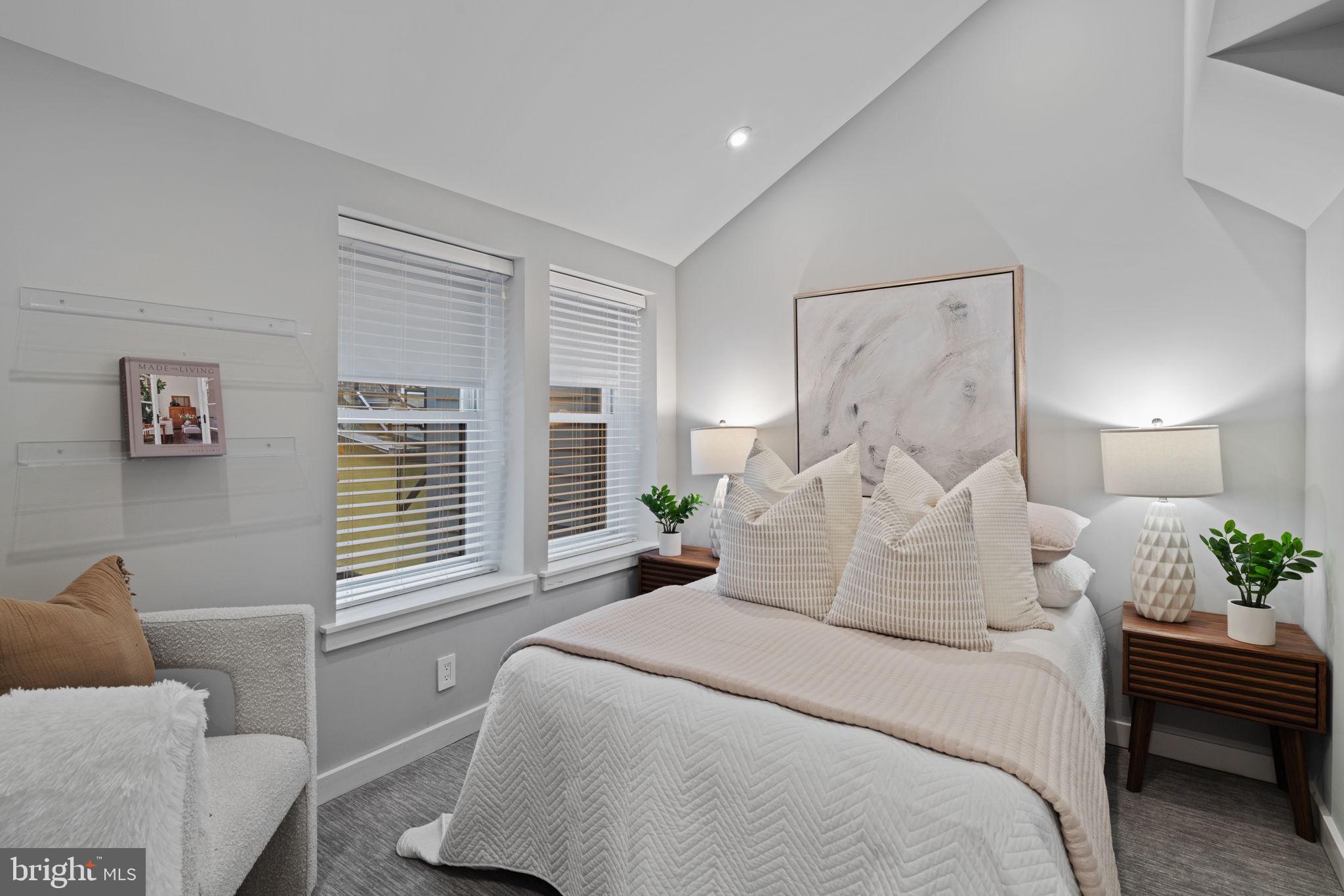 CENTER CITY - Residential