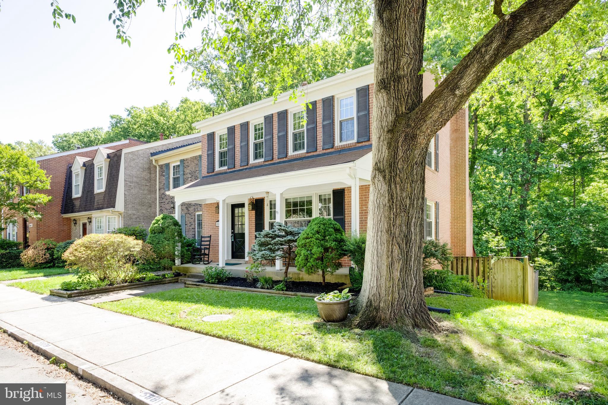 BURKE STATION SQUARE - Residential