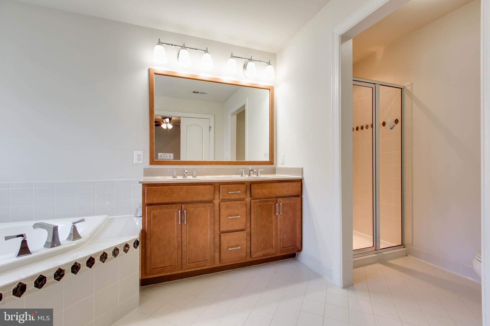 THE ENCLAVE AT ARUNDEL PRESERVE - Residential Lease