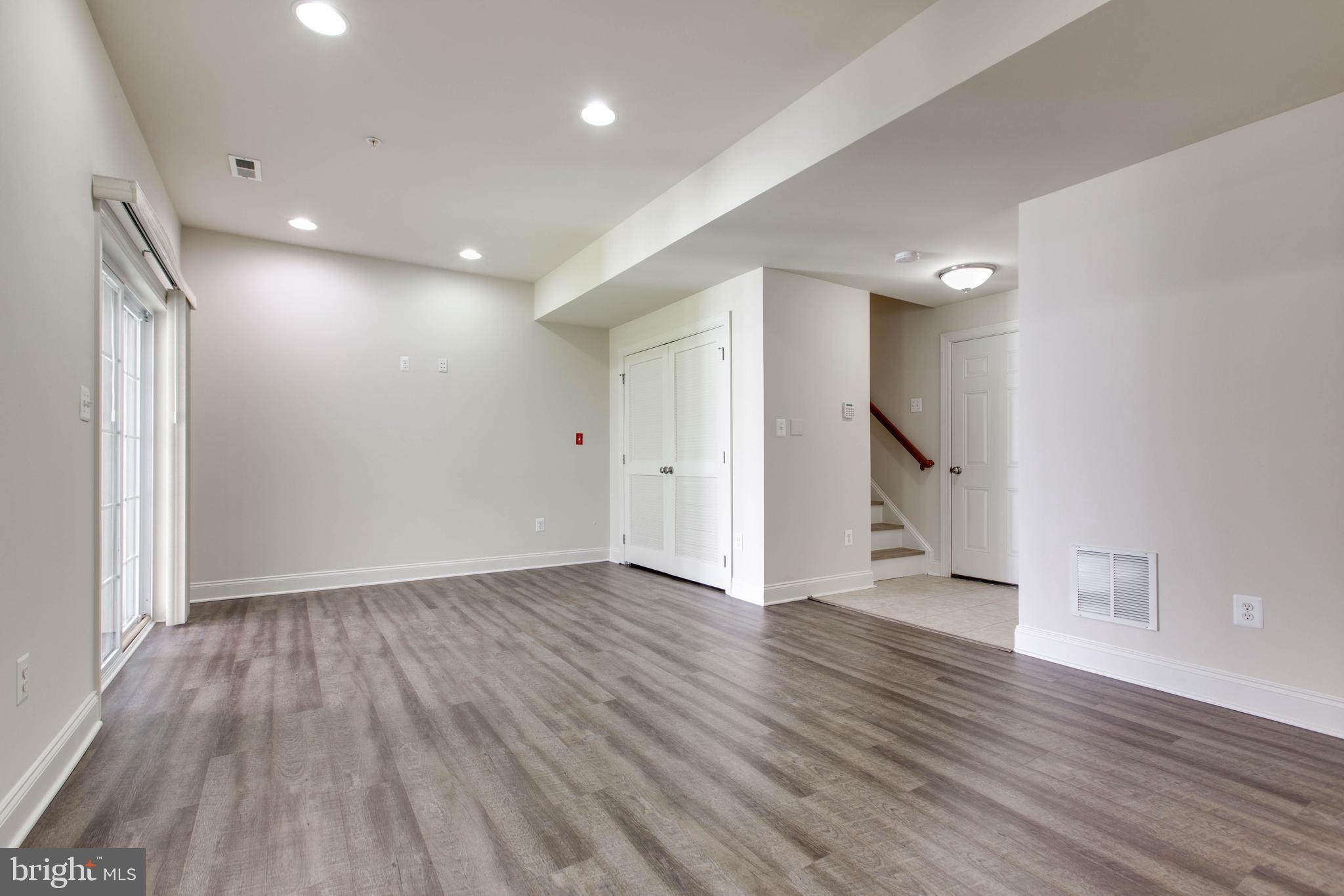 THE ENCLAVE AT ARUNDEL PRESERVE - Residential Lease