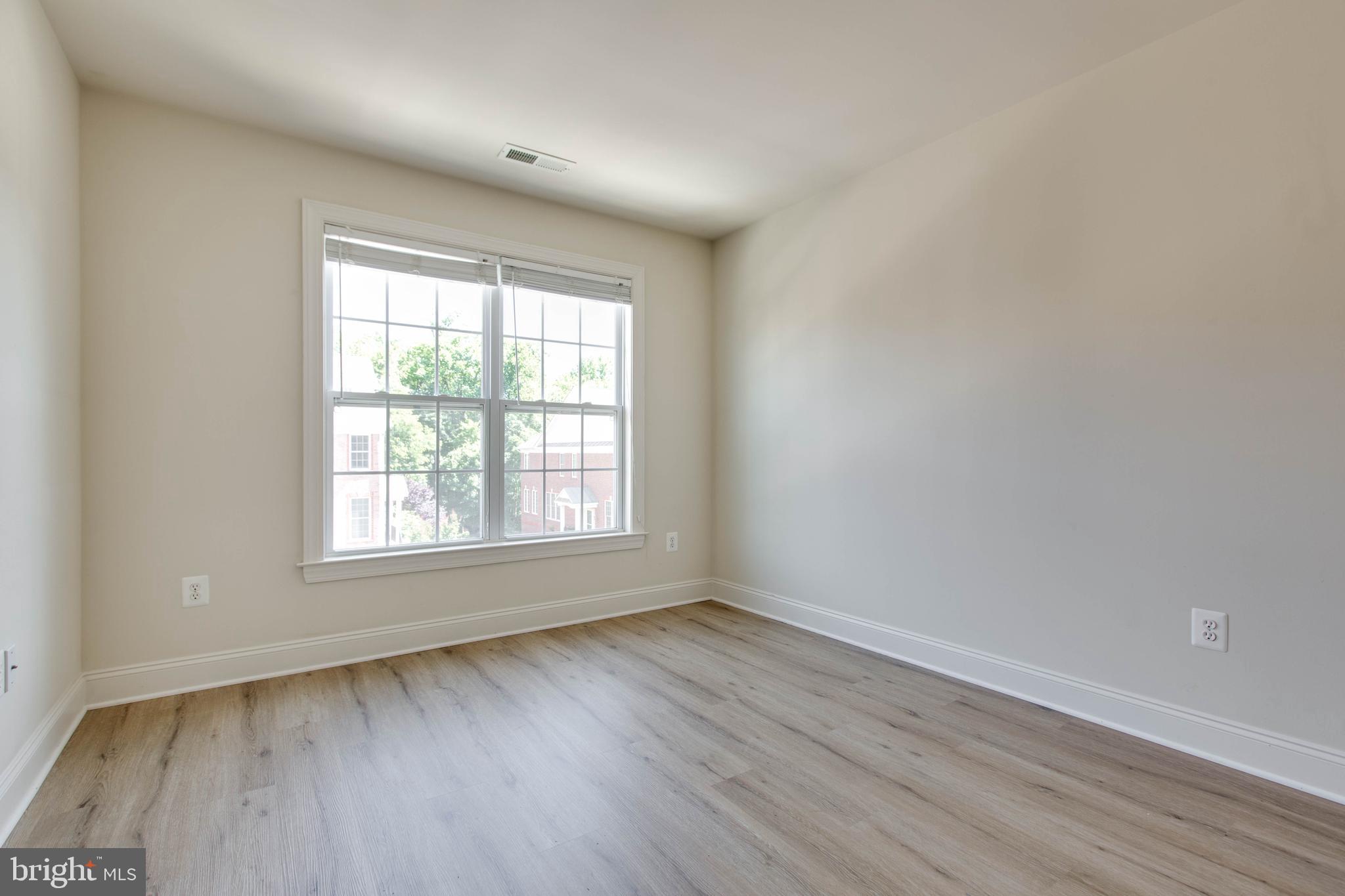 THE ENCLAVE AT ARUNDEL PRESERVE - Residential Lease