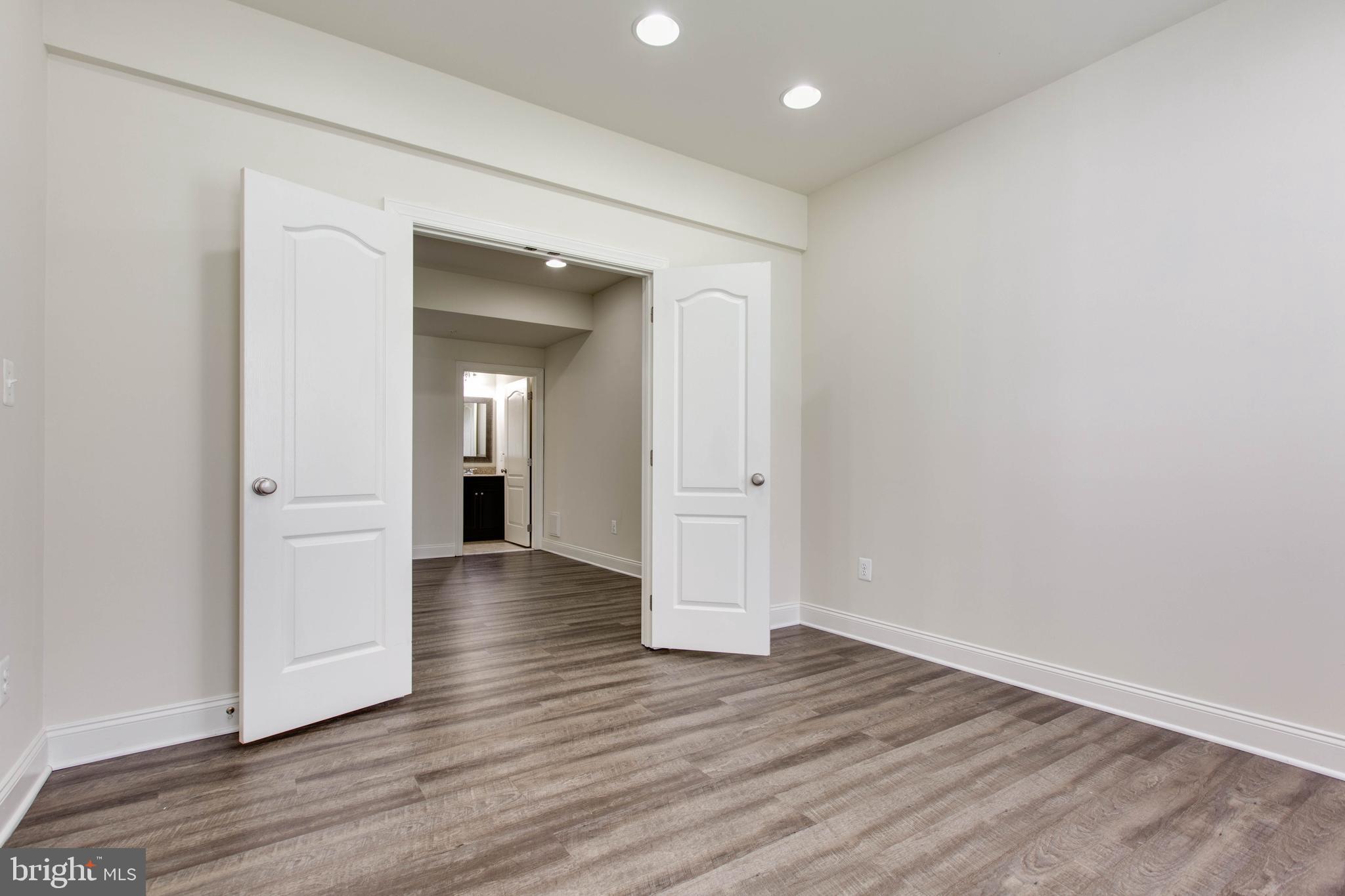 THE ENCLAVE AT ARUNDEL PRESERVE - Residential Lease