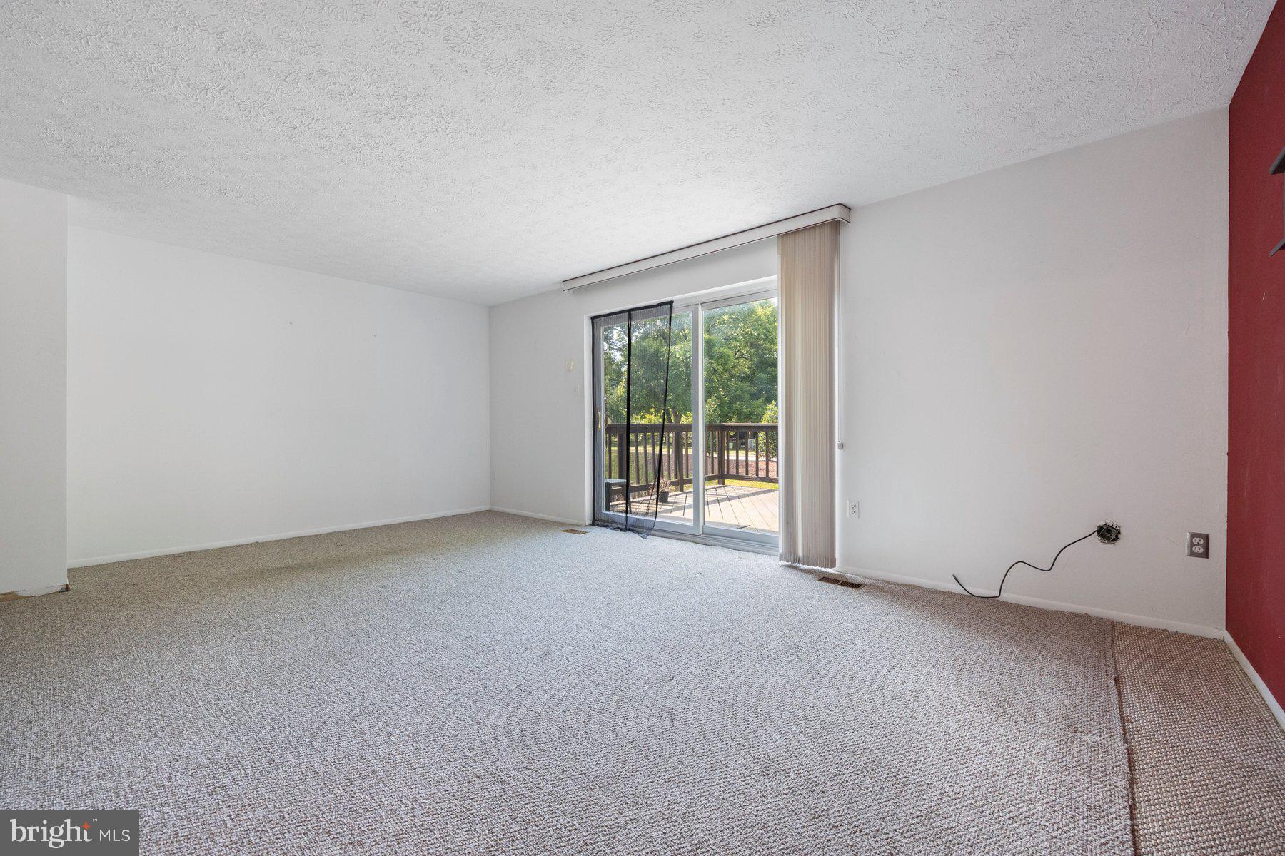 VILLAGE OF HICKORY RIDGE - Residential