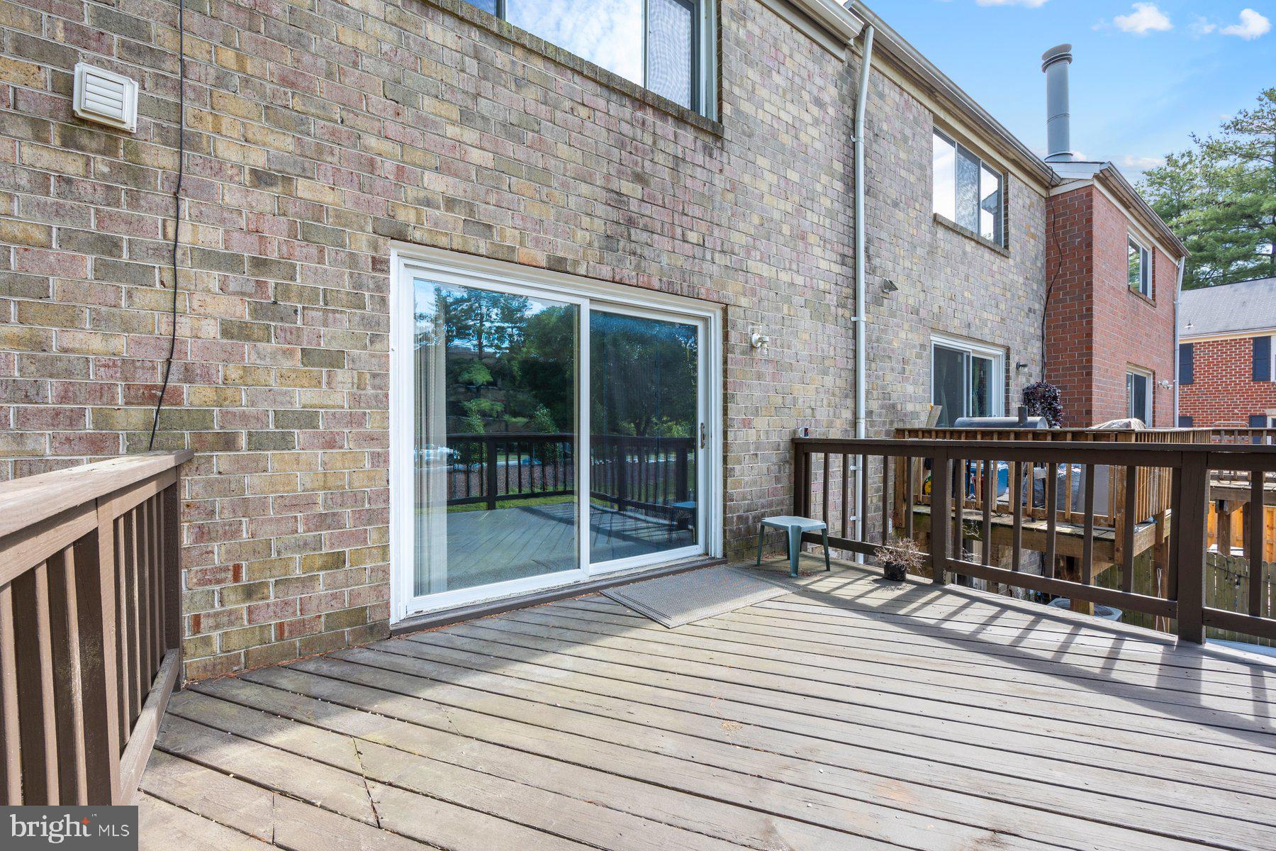 VILLAGE OF HICKORY RIDGE - Residential