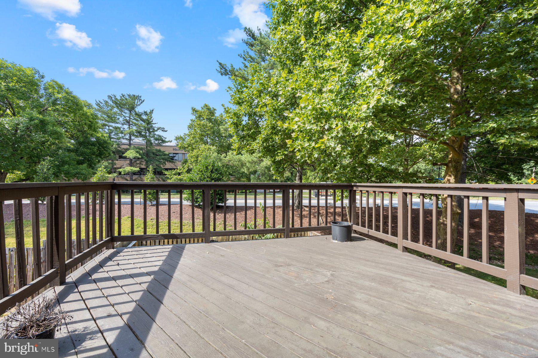 VILLAGE OF HICKORY RIDGE - Residential