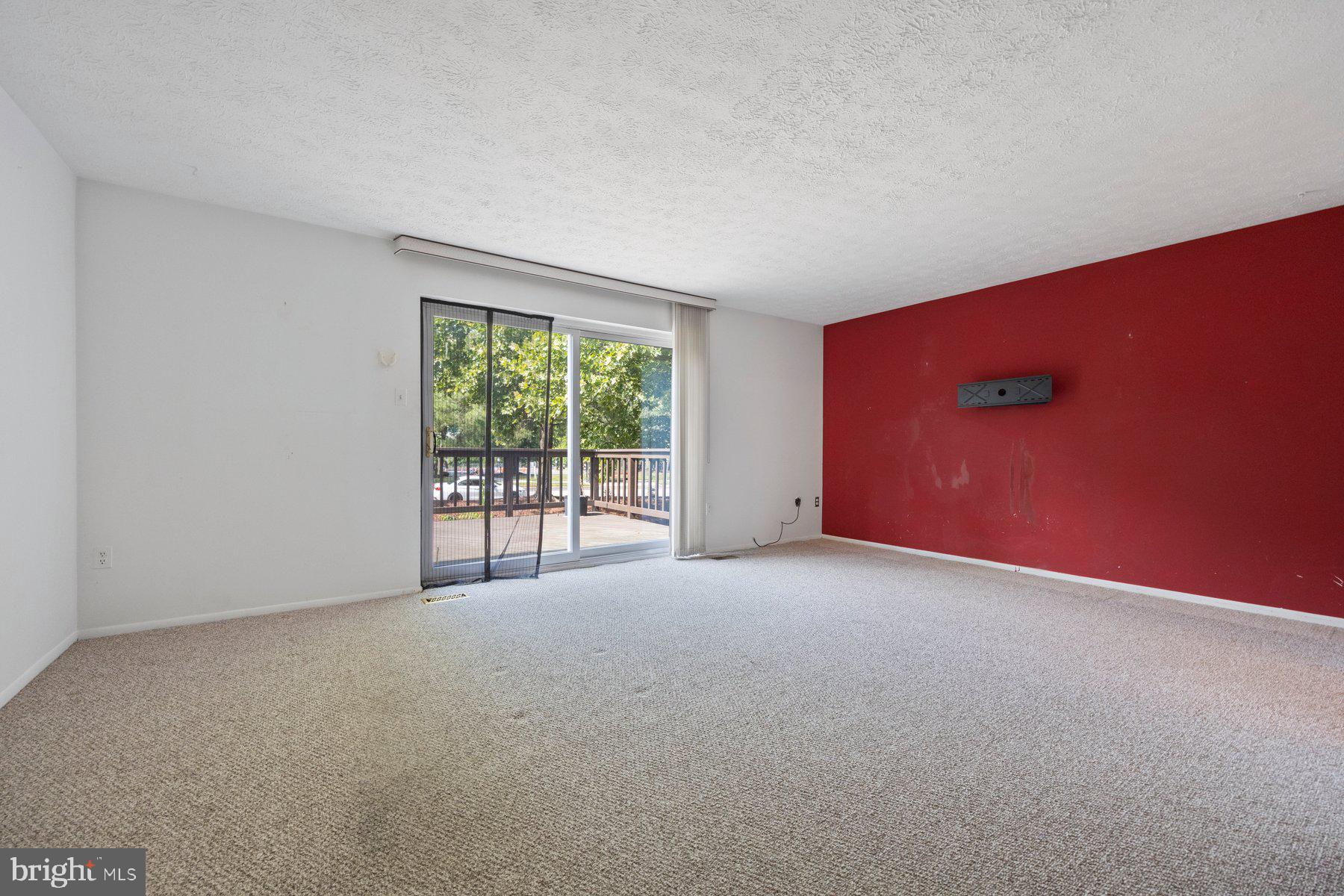 VILLAGE OF HICKORY RIDGE - Residential