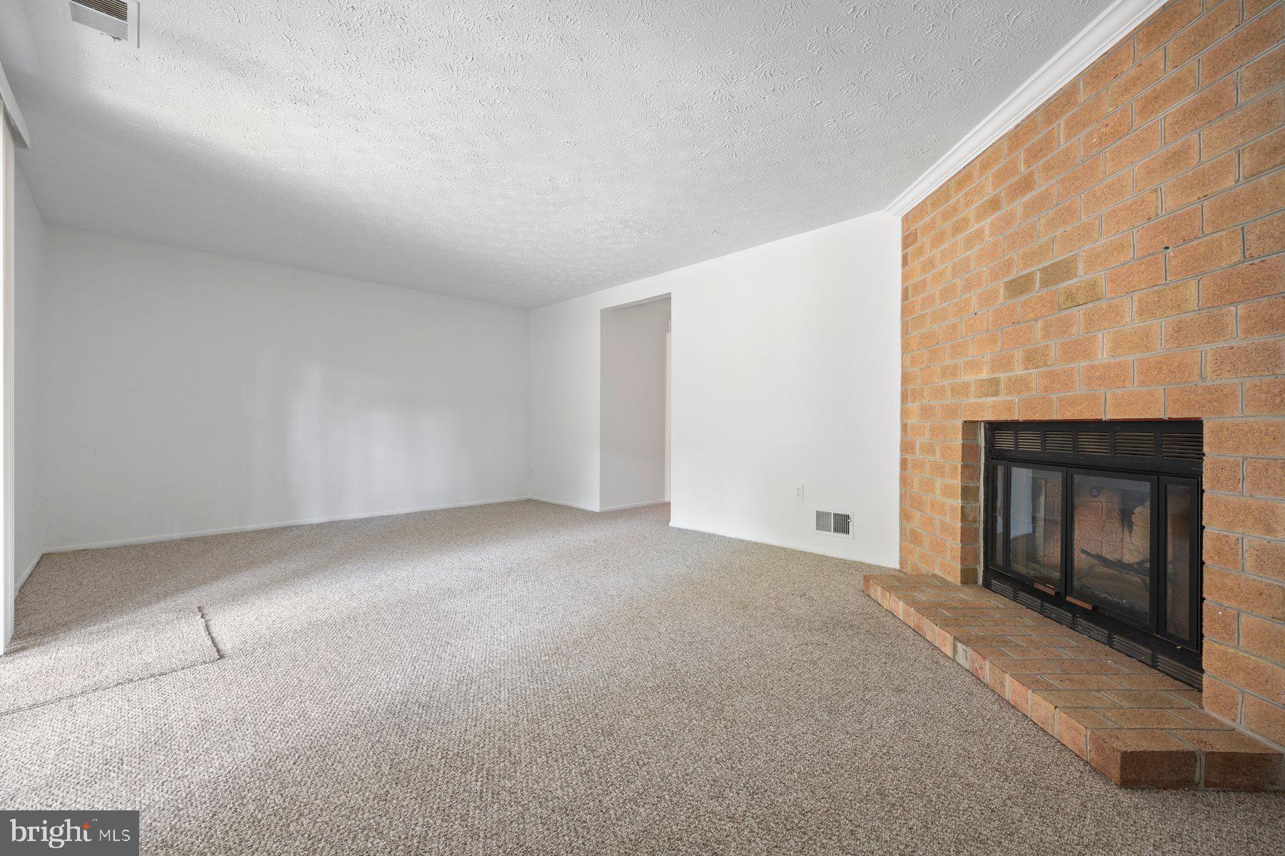 VILLAGE OF HICKORY RIDGE - Residential