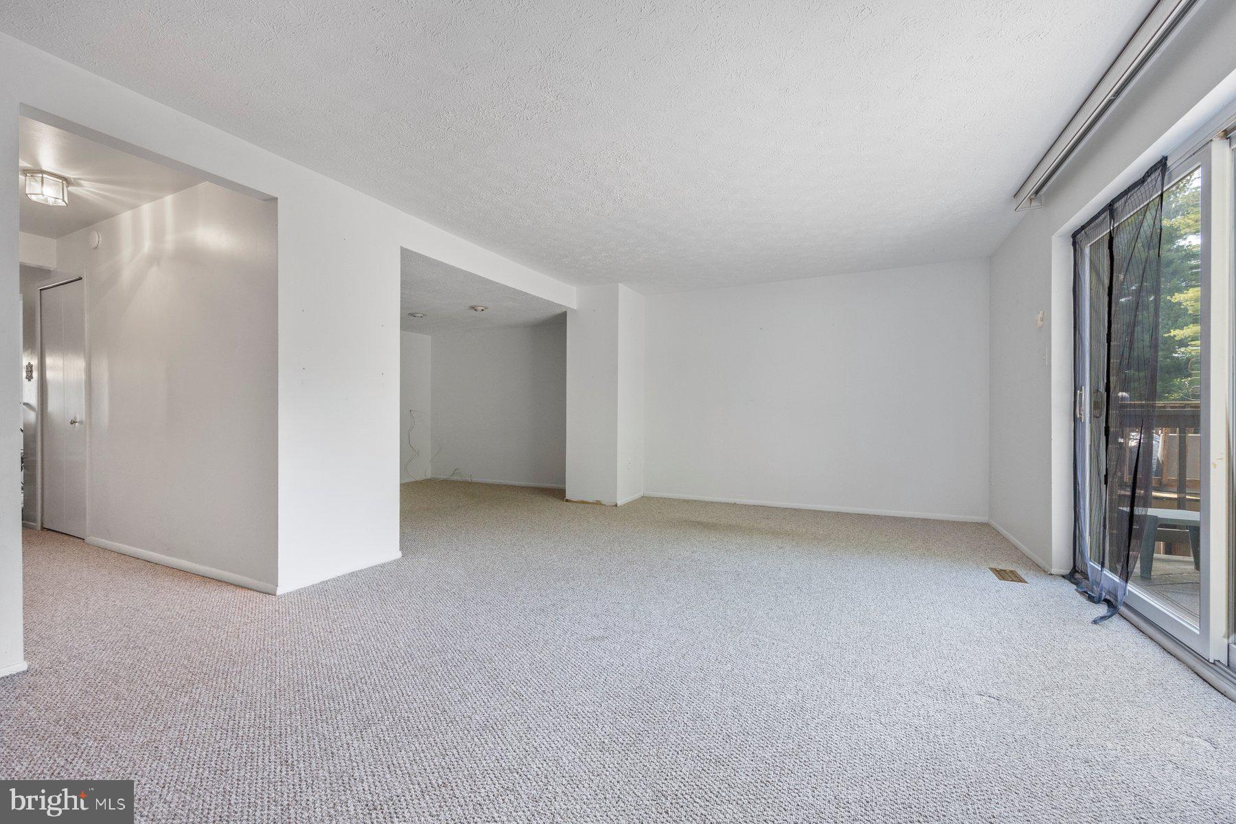 VILLAGE OF HICKORY RIDGE - Residential