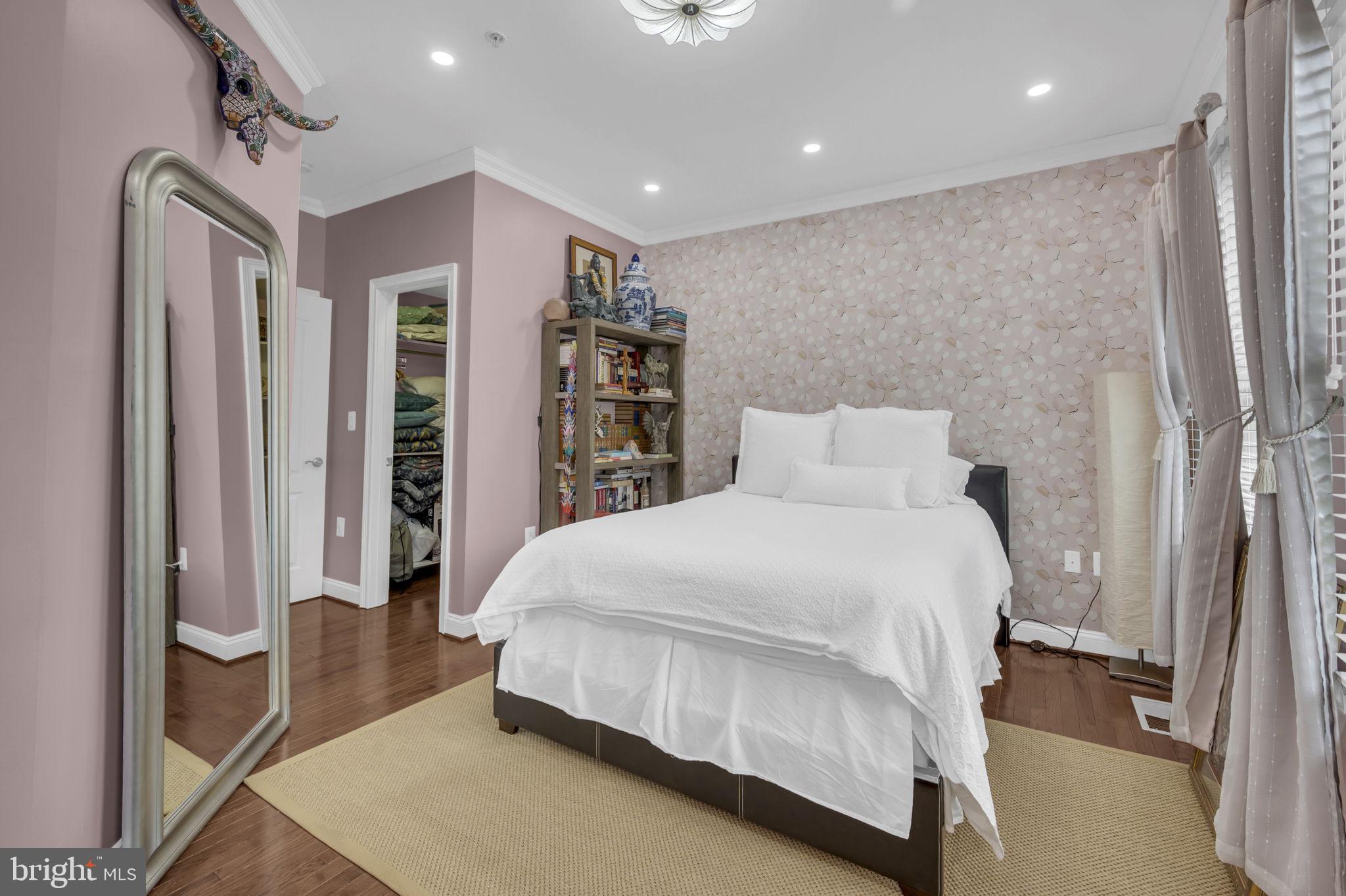 OLD TOWN ALEXANDRIA - Residential Lease