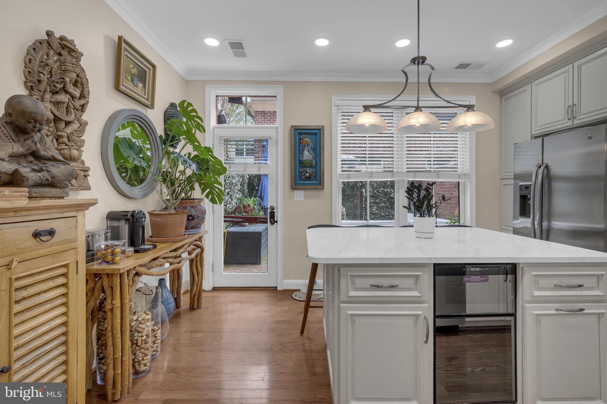 OLD TOWN ALEXANDRIA - Residential Lease