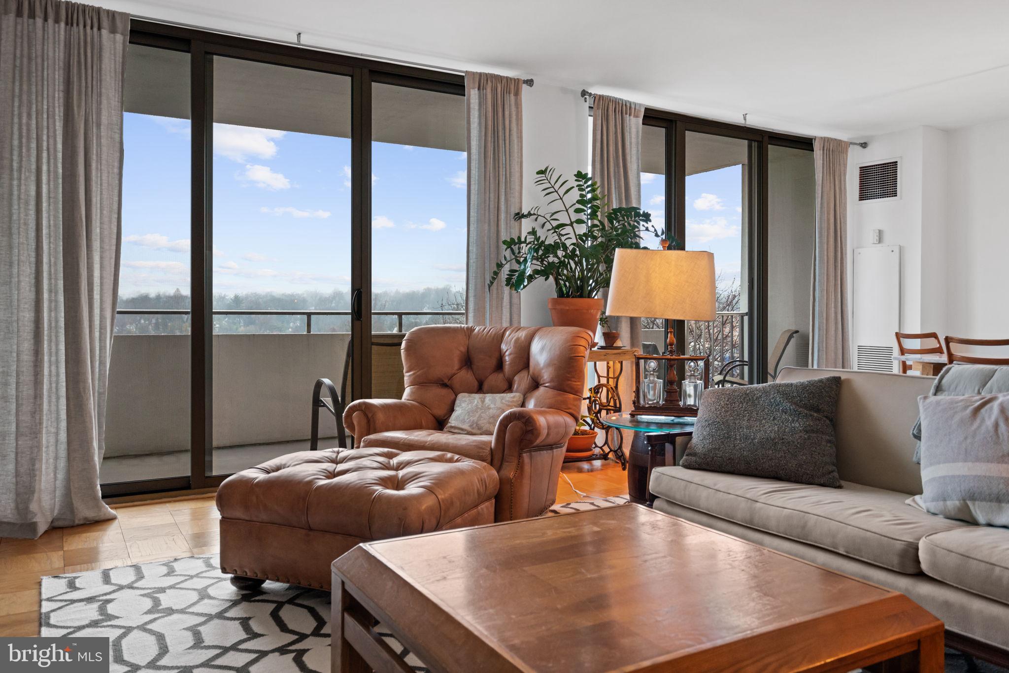 5101 RIVER ROAD 901