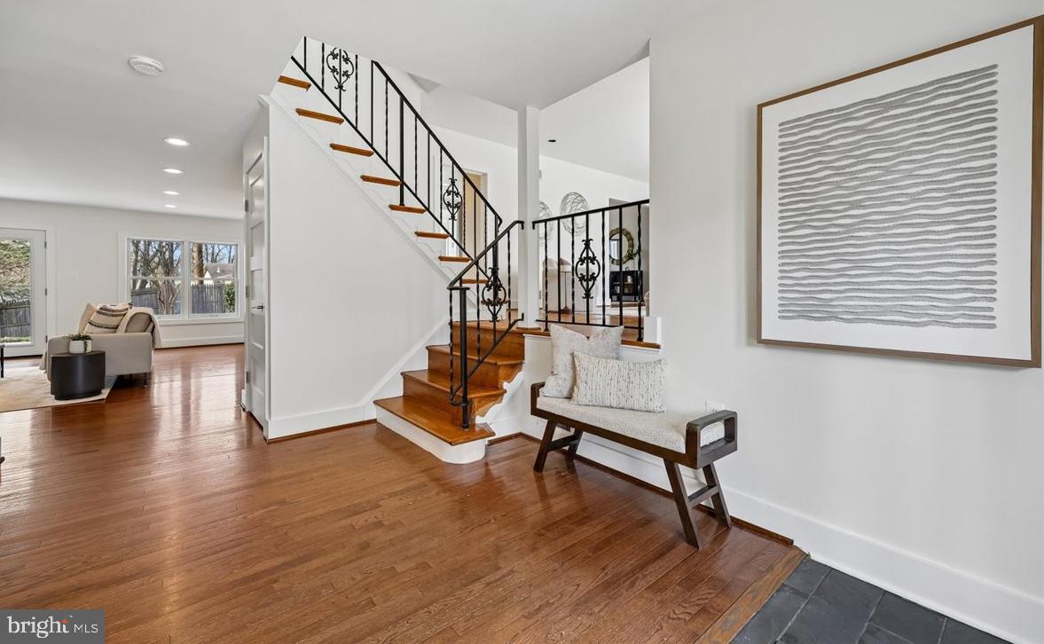 KENWOOD PARK - Residential