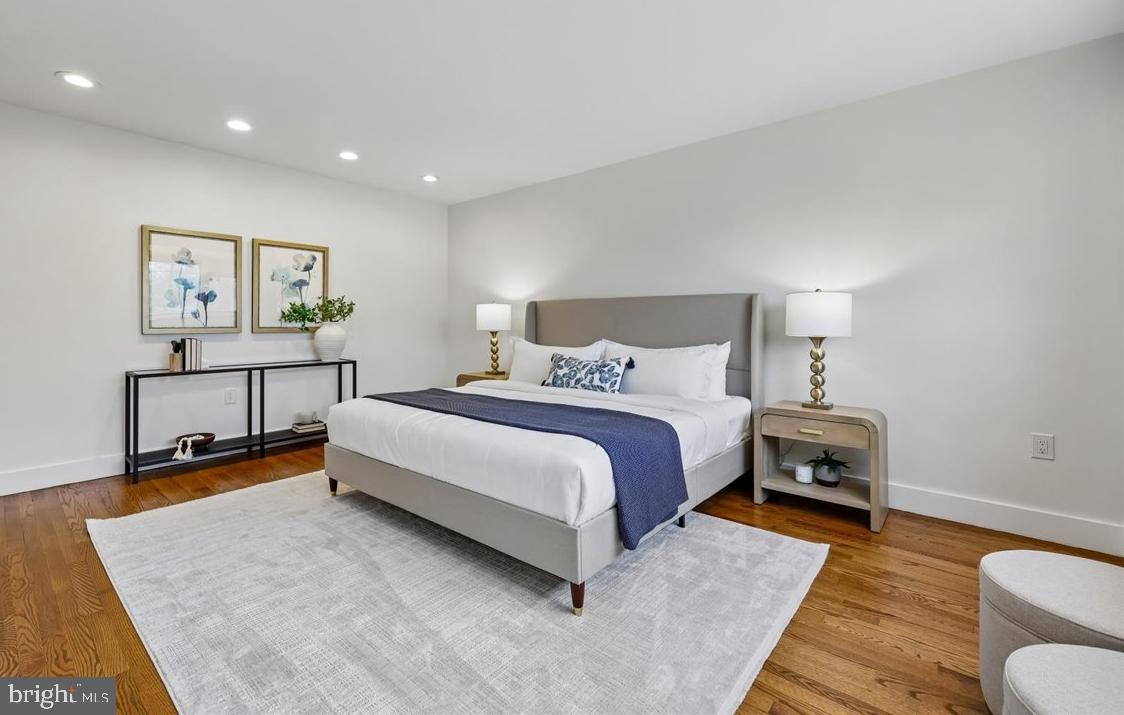 KENWOOD PARK - Residential