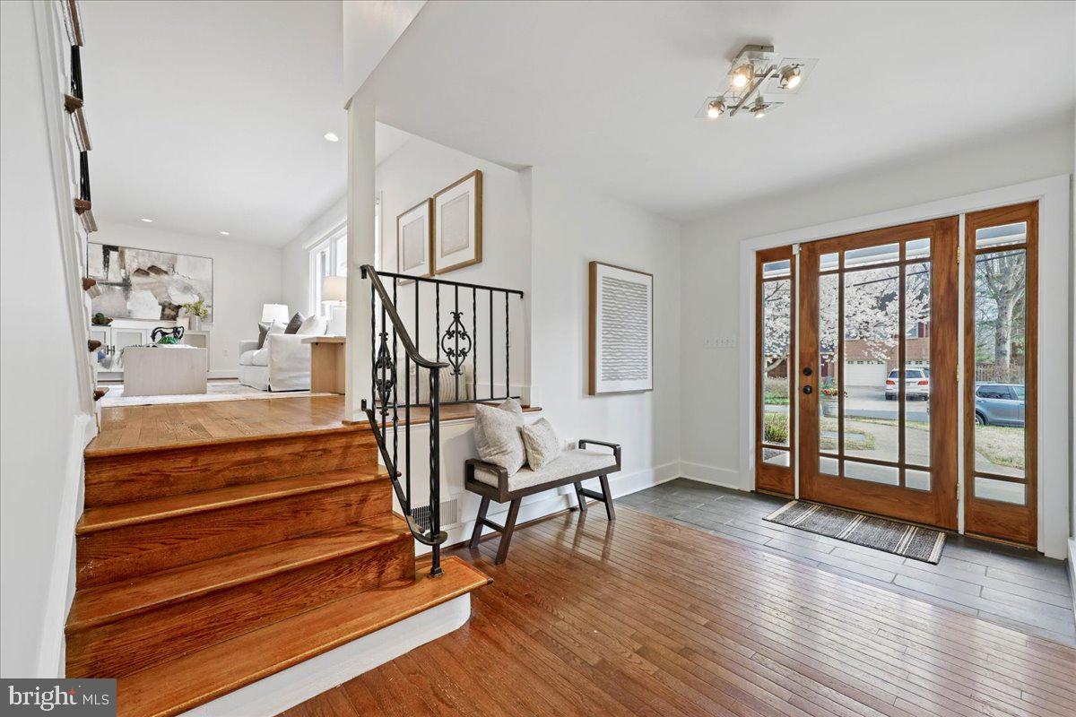 KENWOOD PARK - Residential