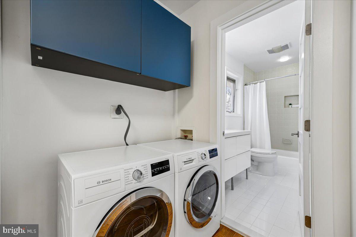 KENWOOD PARK - Residential