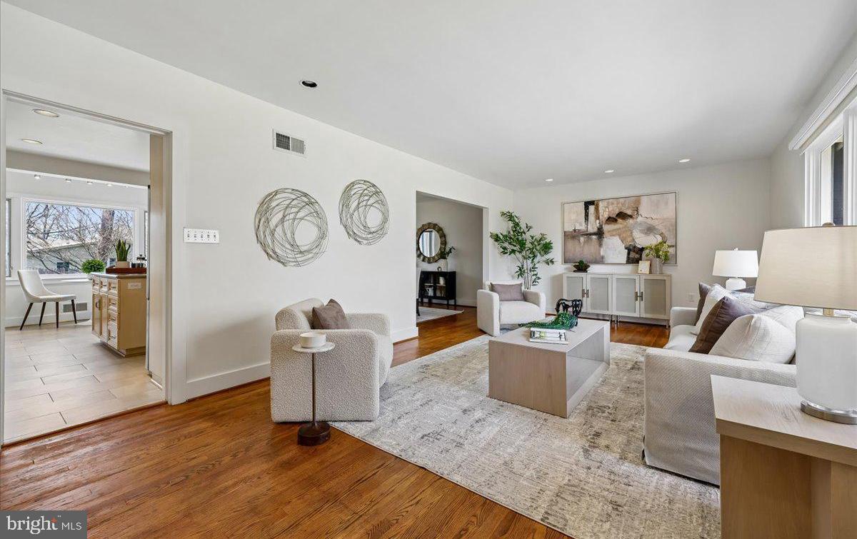 KENWOOD PARK - Residential