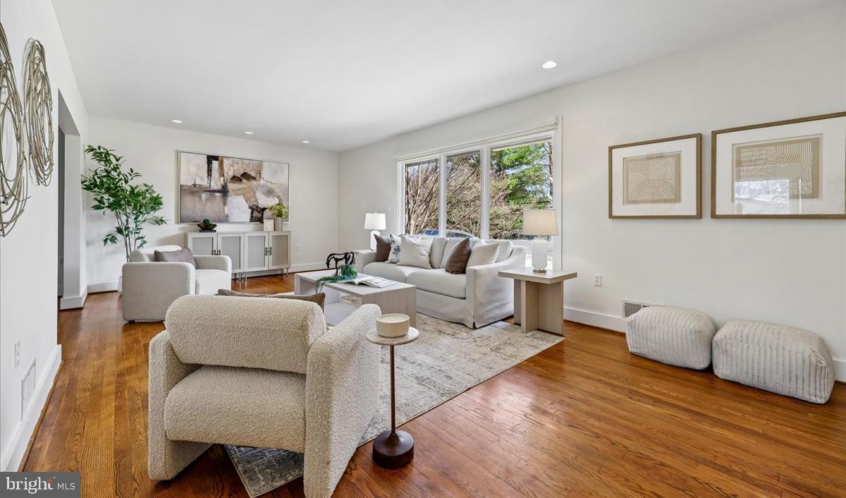 KENWOOD PARK - Residential