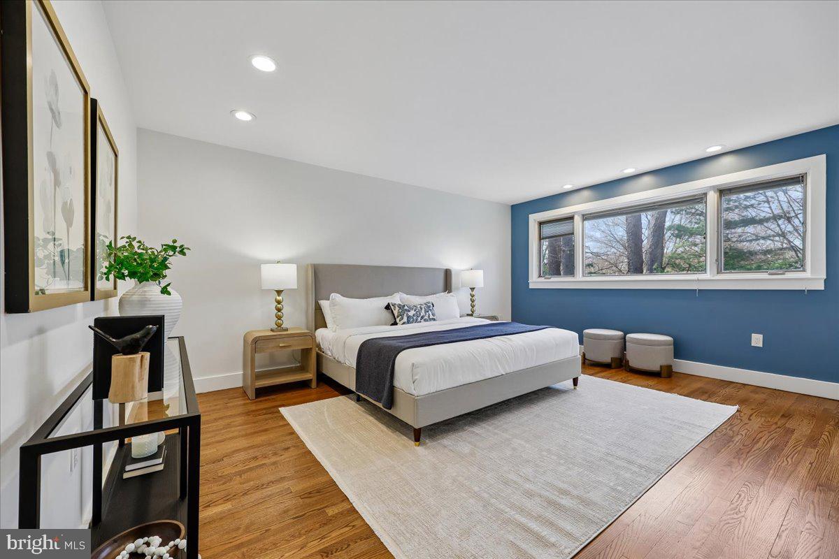 KENWOOD PARK - Residential