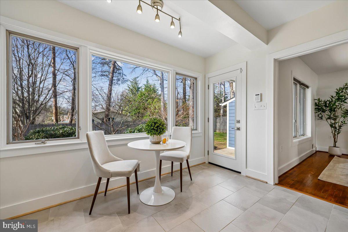 KENWOOD PARK - Residential