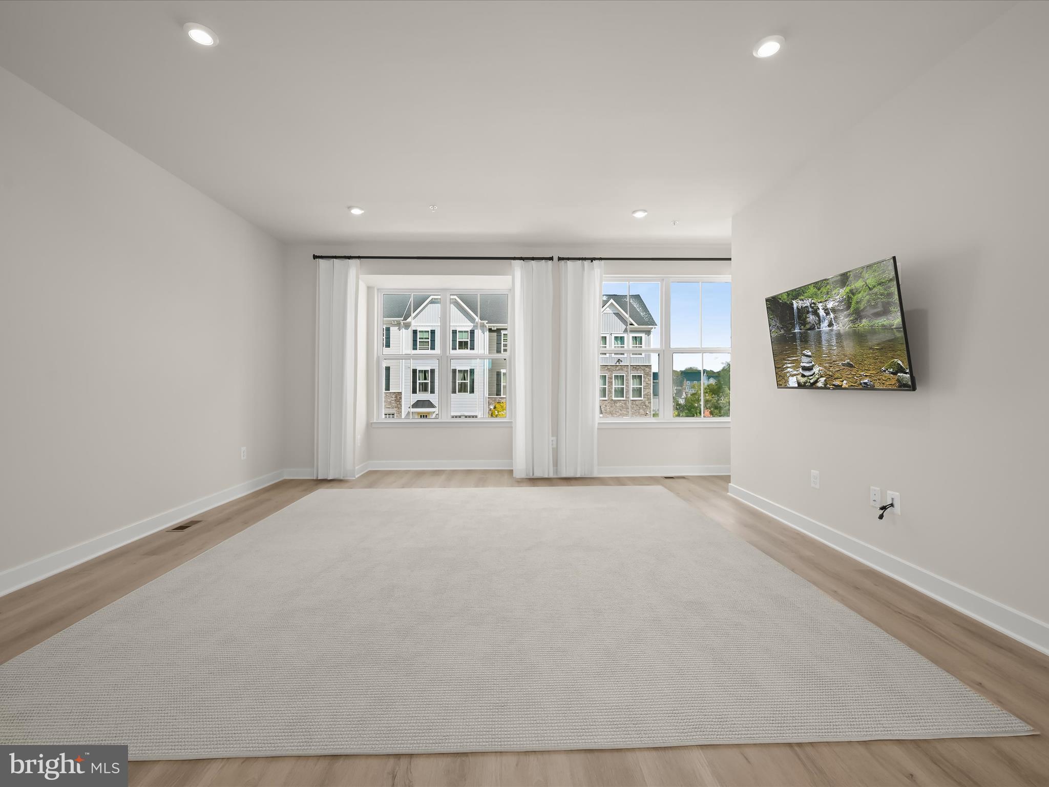 WELLINGTON FARMS - Residential