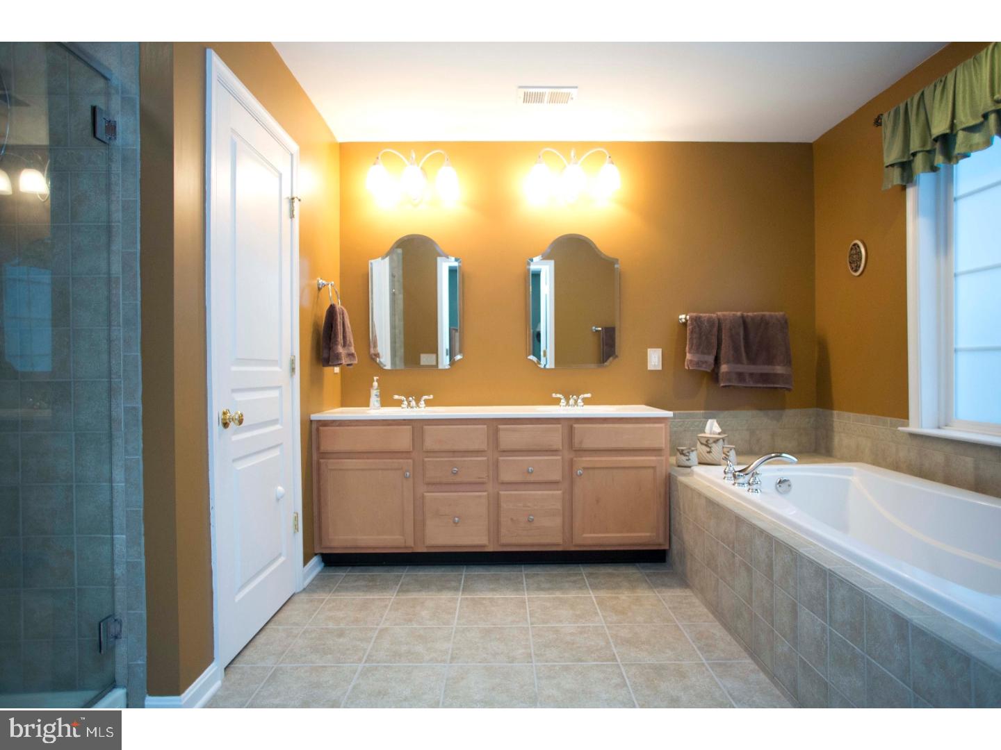 BEDMINSTER SQUARE - Residential