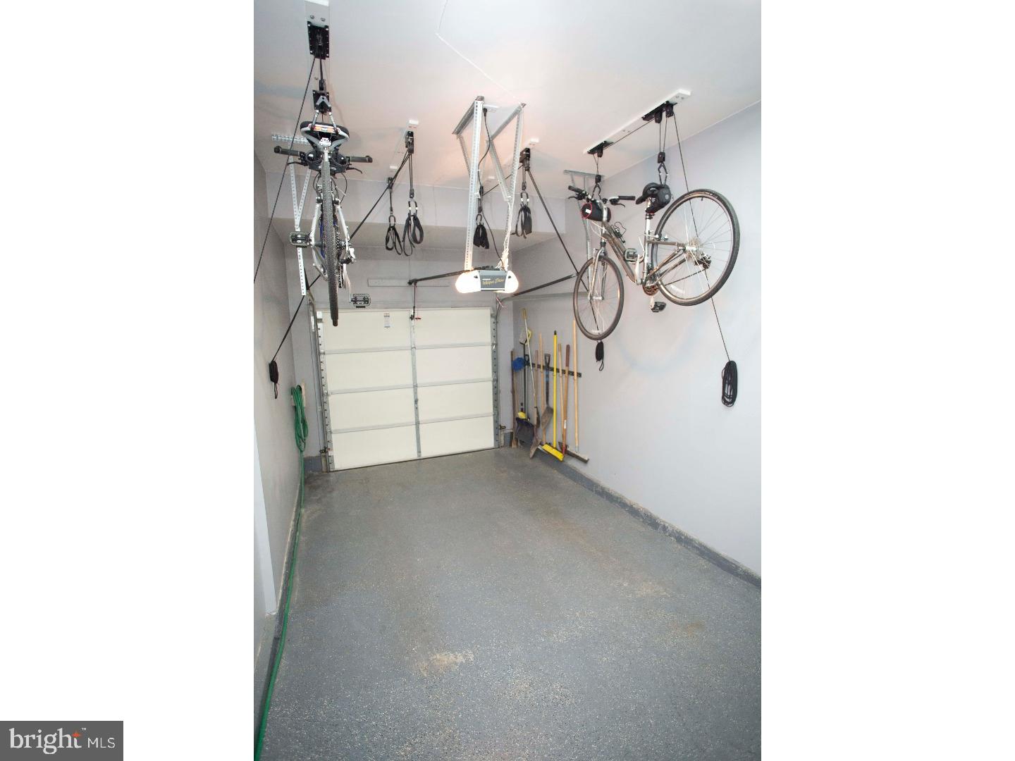 BEDMINSTER SQUARE - Residential