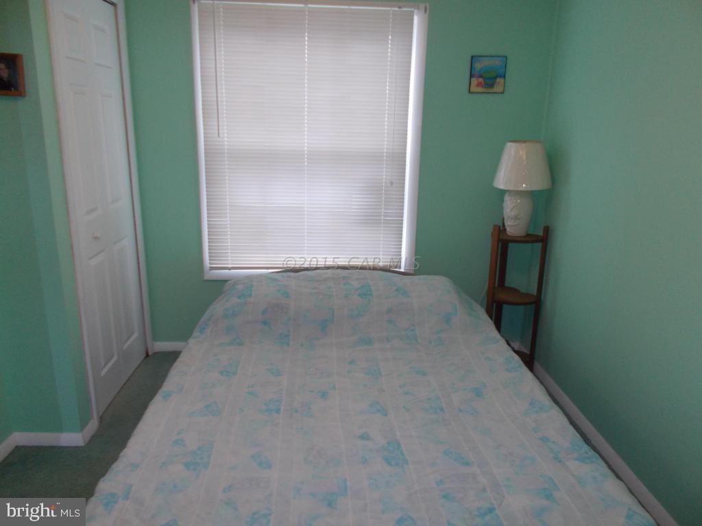 BAYSIDE KEYS - Residential